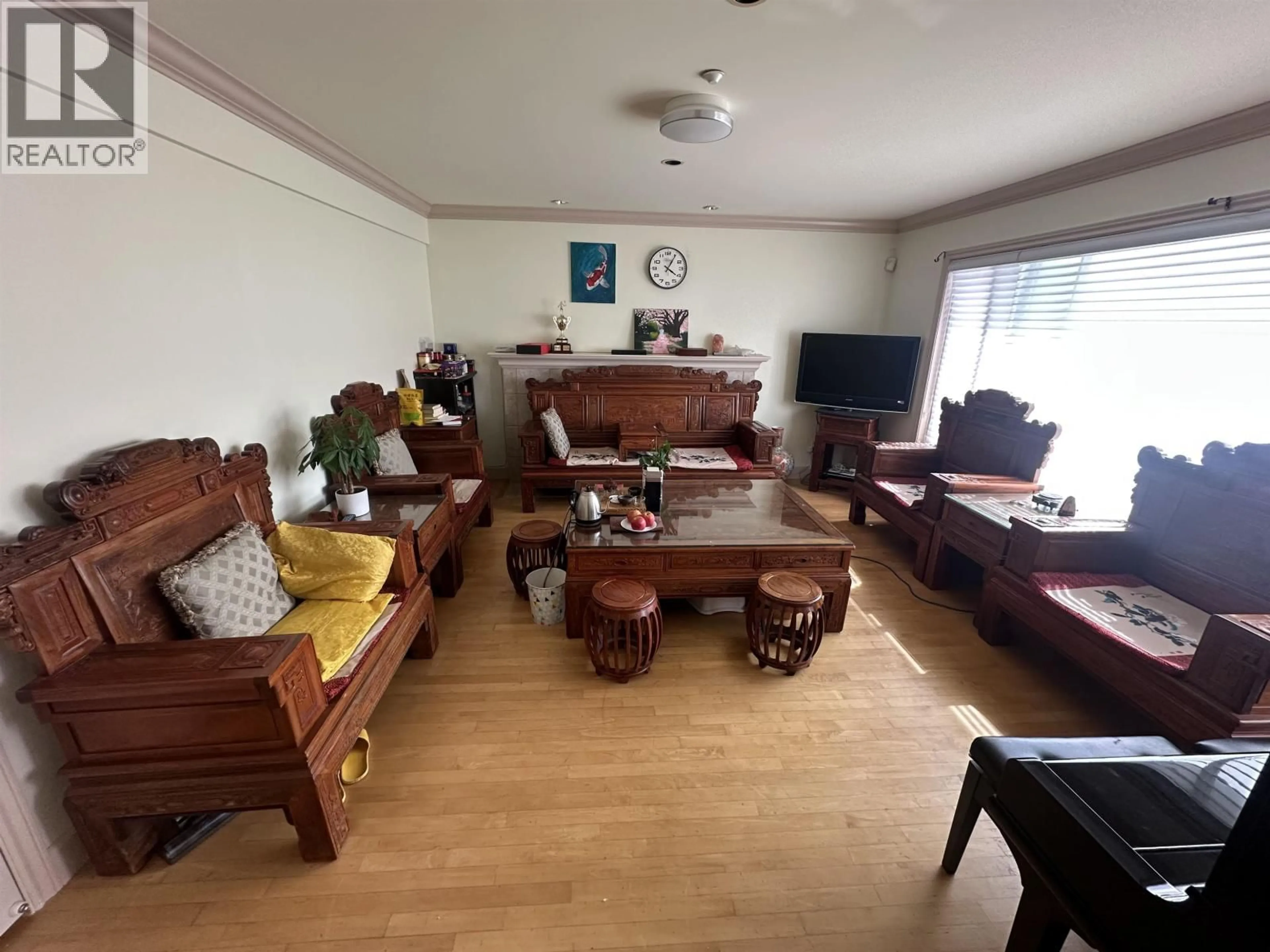 Living room with furniture, unknown for 8090 LAUREL STREET, Vancouver British Columbia V6P3V1
