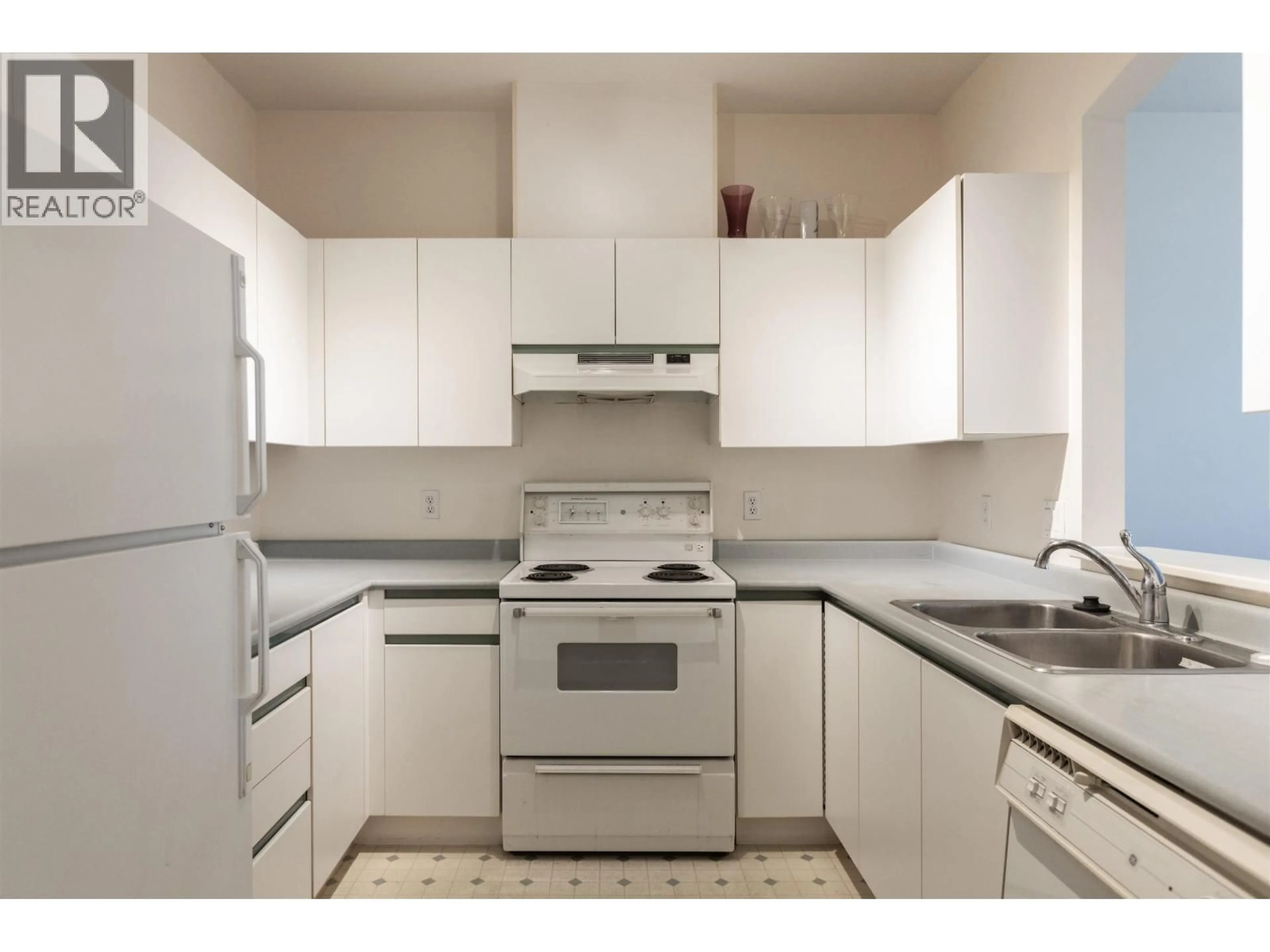Standard kitchen, unknown for 408 - 8220 JONES ROAD, Richmond British Columbia V6Y3Z7