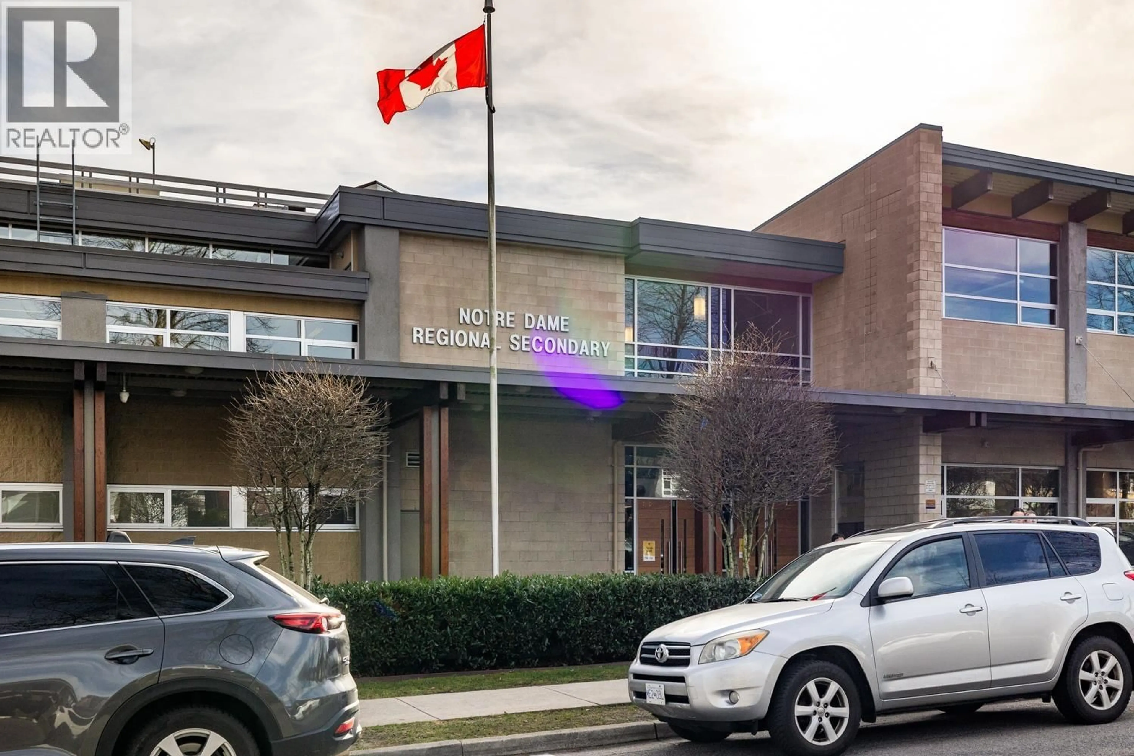 Unknown for 2 - 2539 GRANT STREET, Vancouver British Columbia V5K3G6