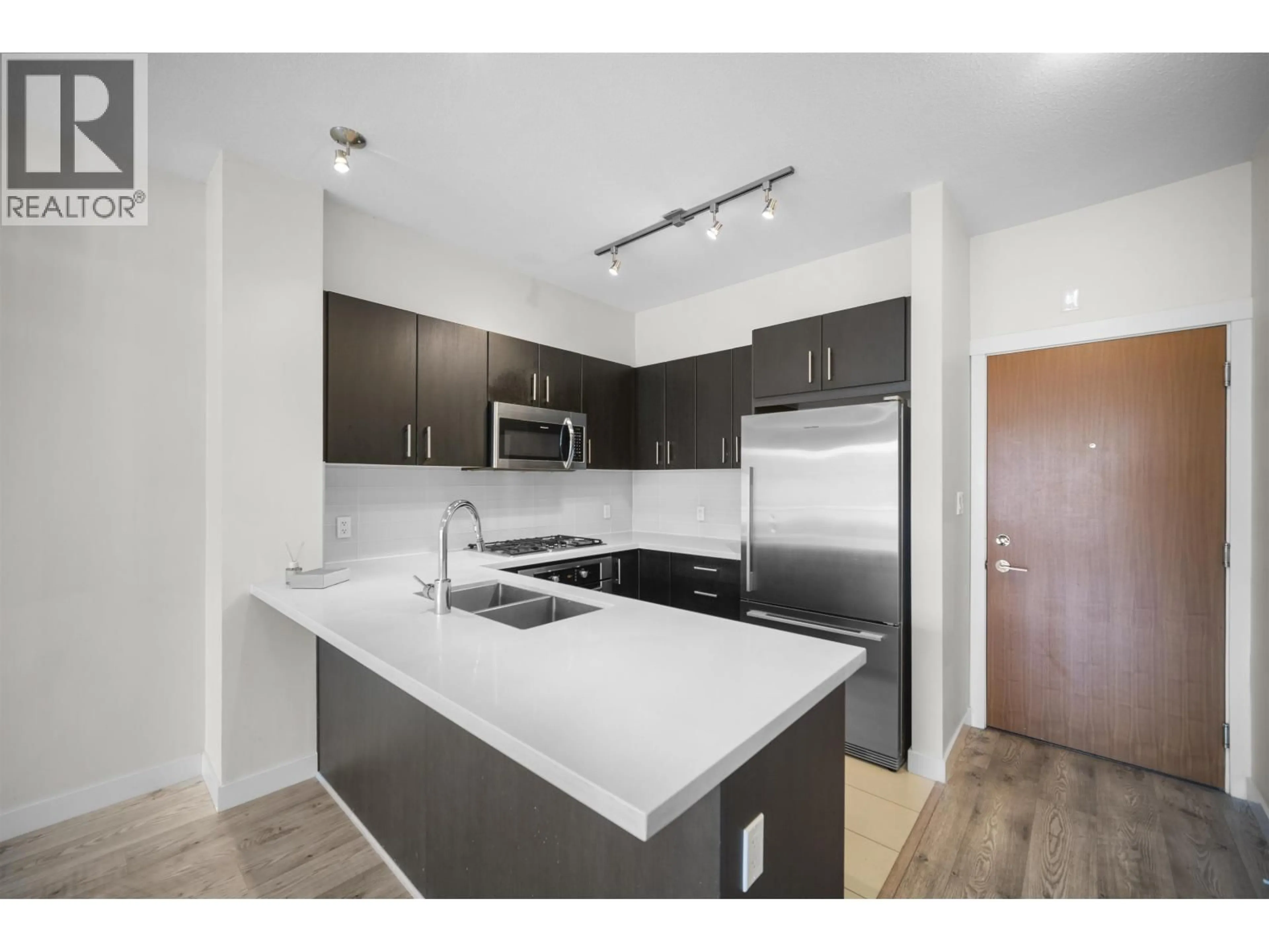 Standard kitchen, unknown for 415 - 3163 RIVERWALK AVENUE, Vancouver British Columbia V5S0A8