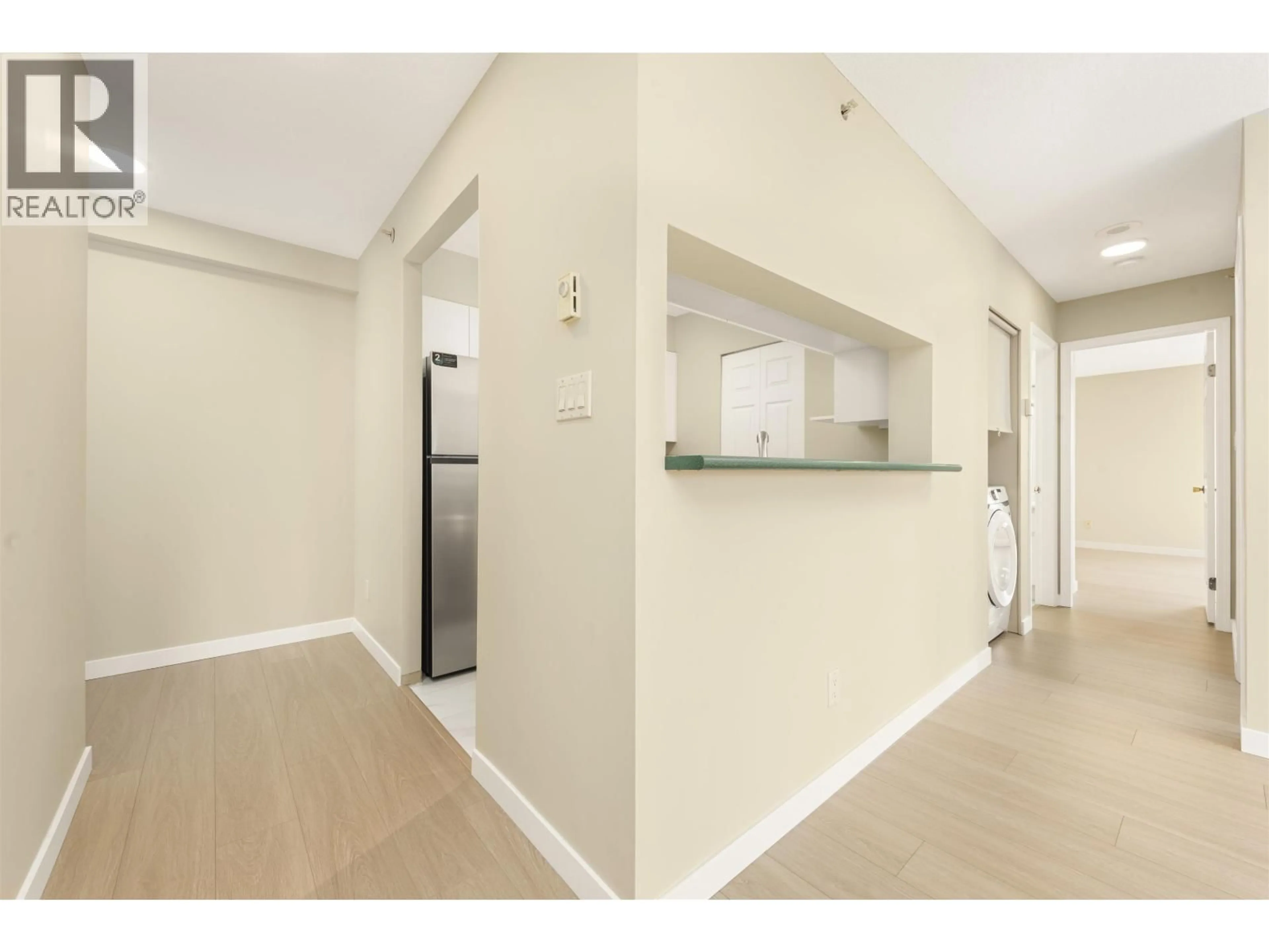 Unknown for 905 - 5189 GASTON STREET, Vancouver British Columbia V5R6C7