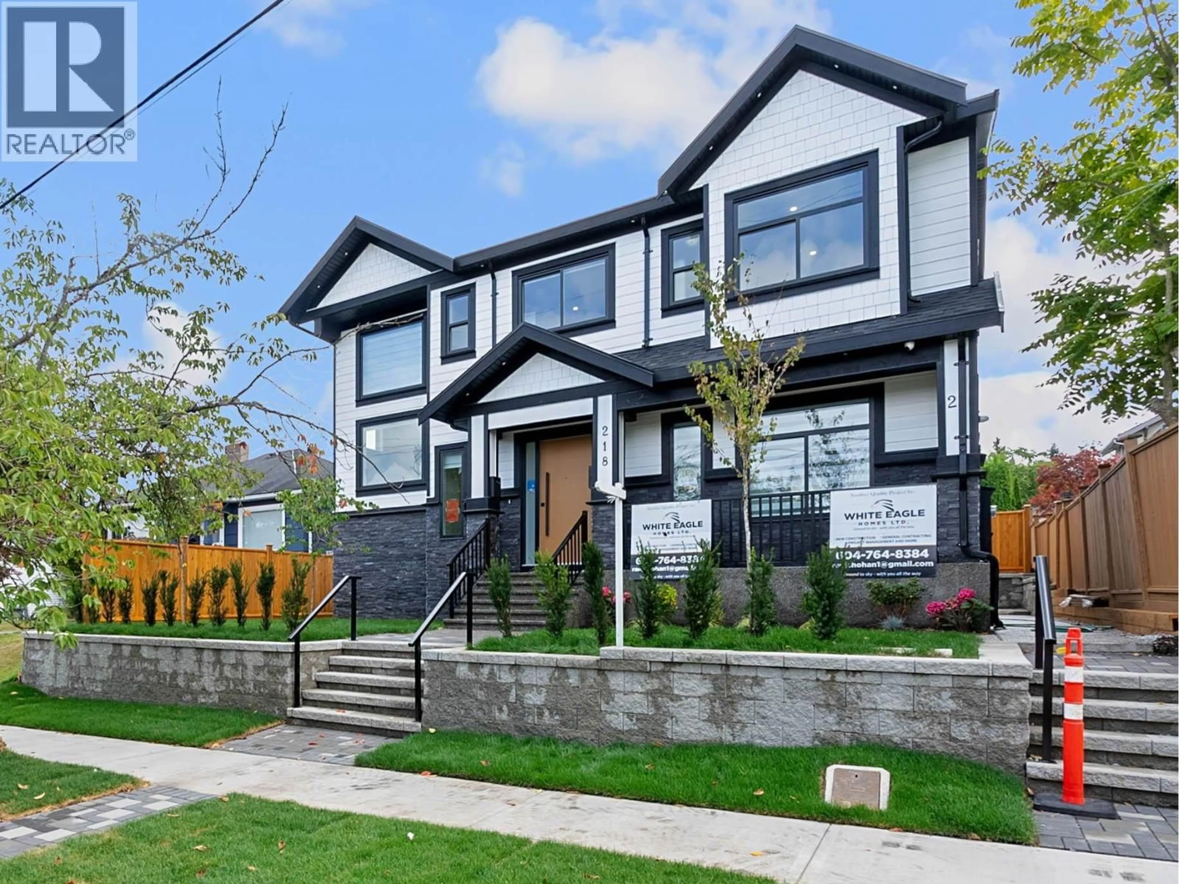 Home with brick exterior material, street for 218 OSBORNE AVENUE, New Westminster British Columbia V3L1Y8