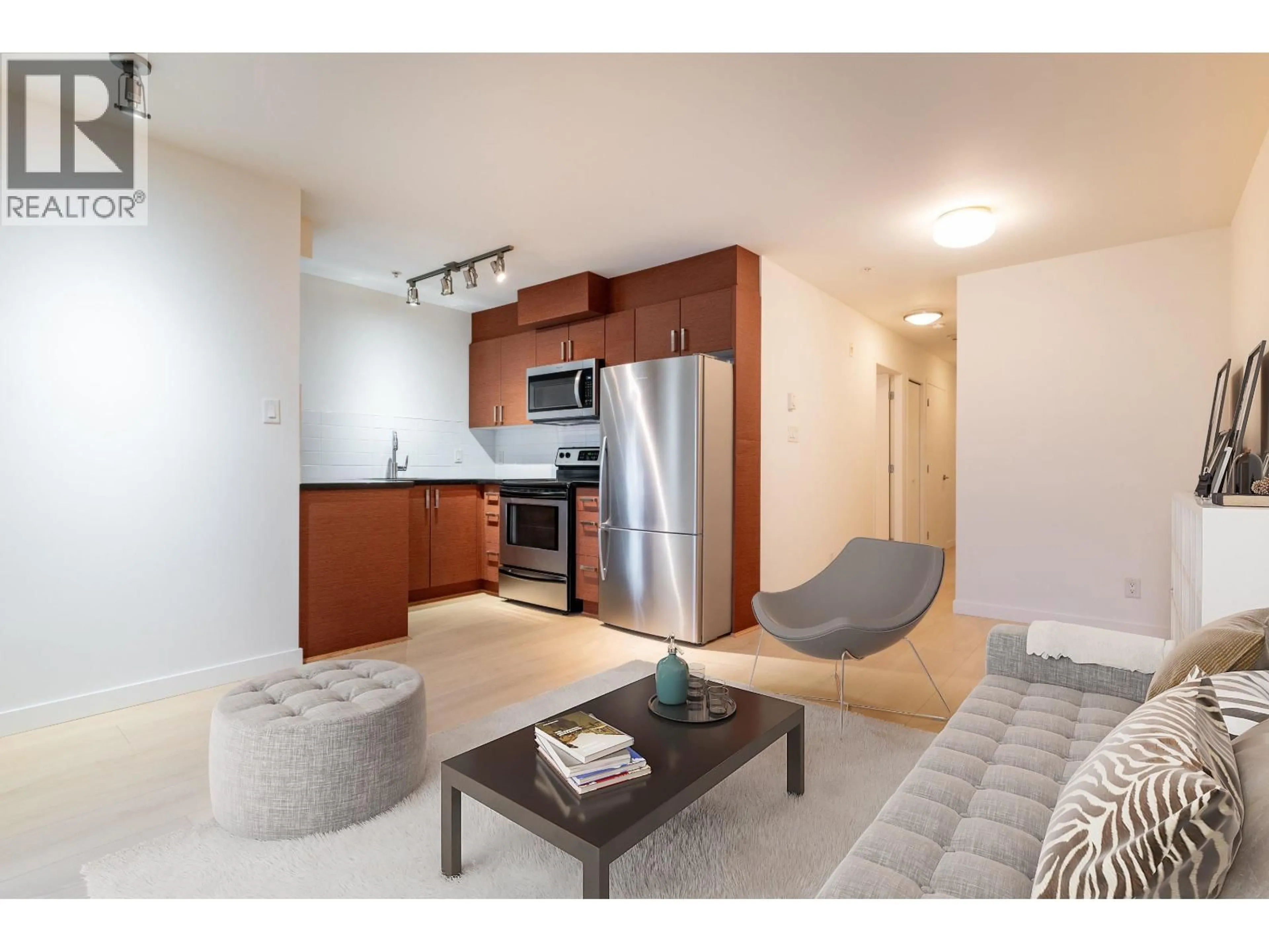 Unknown for 102 - 930 16TH AVENUE, Vancouver British Columbia V5Z1T2