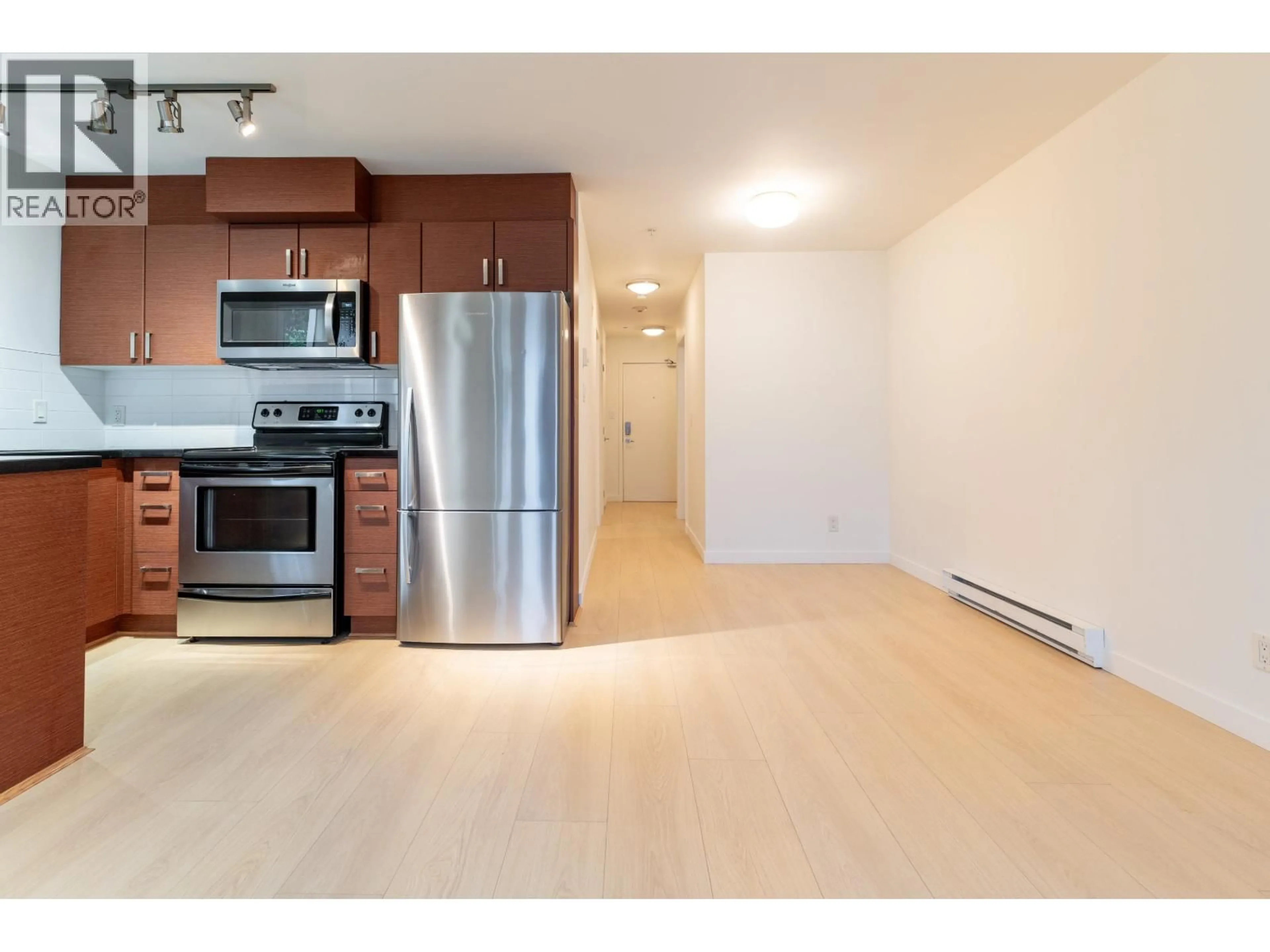 Standard kitchen, unknown for 102 - 930 16TH AVENUE, Vancouver British Columbia V5Z1T2