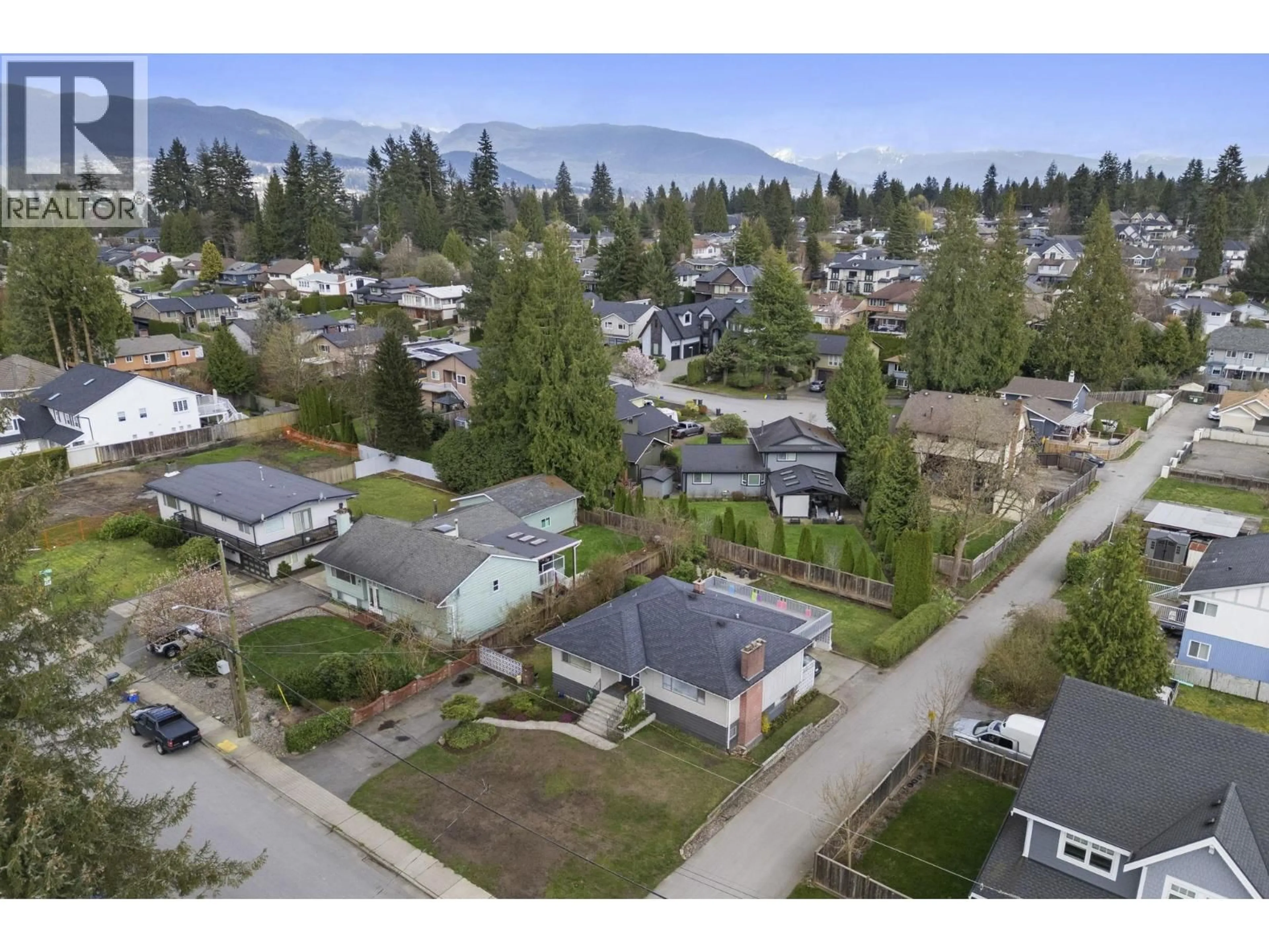 A pic from outside/outdoor area/front of a property/back of a property/a pic from drone, mountain view for 809 PORTER STREET, Coquitlam British Columbia V3J5B9