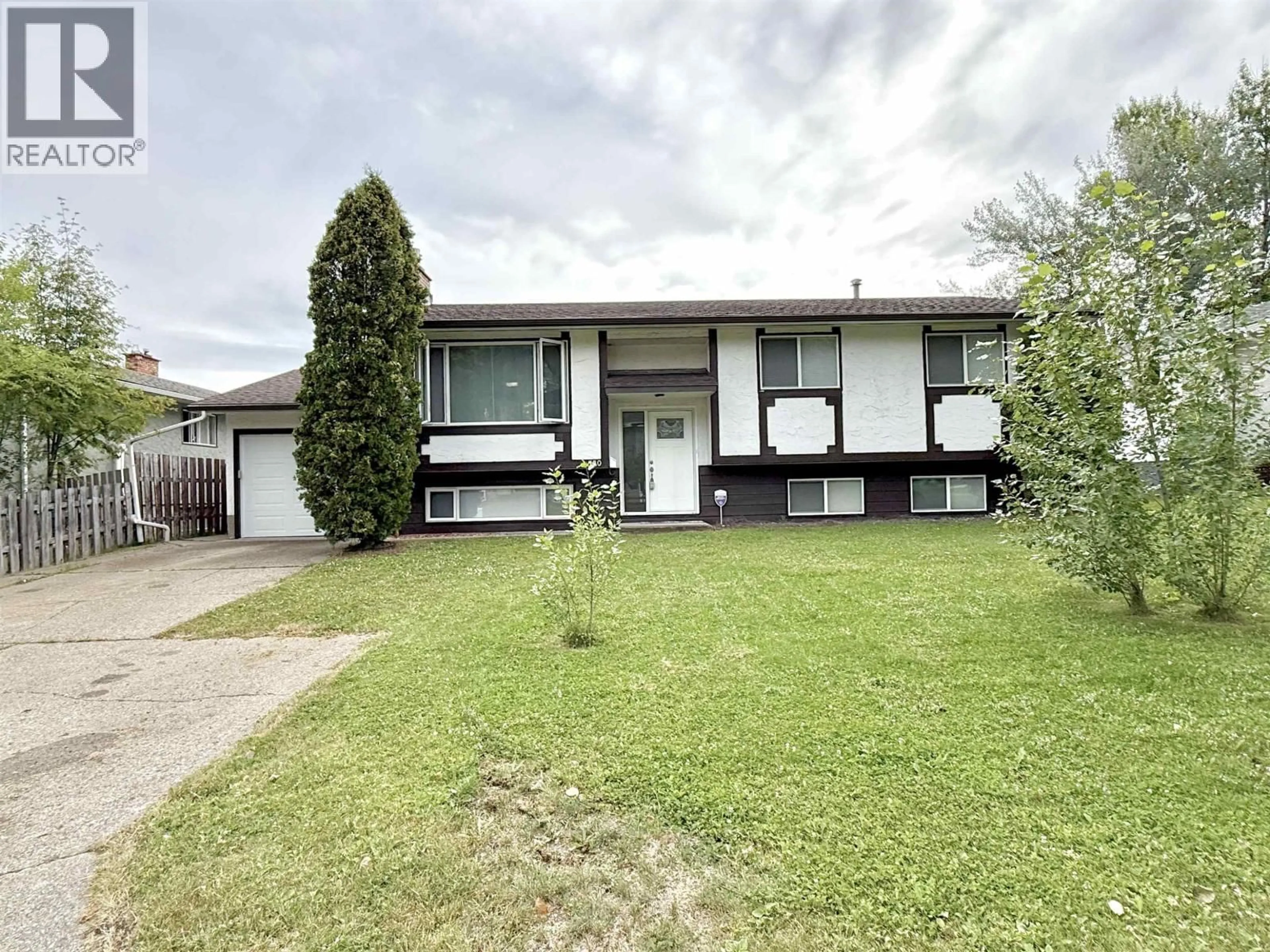 A pic from outside/outdoor area/front of a property/back of a property/a pic from drone, street for 580 WOLVERINE STREET, Prince George British Columbia V2M5M2
