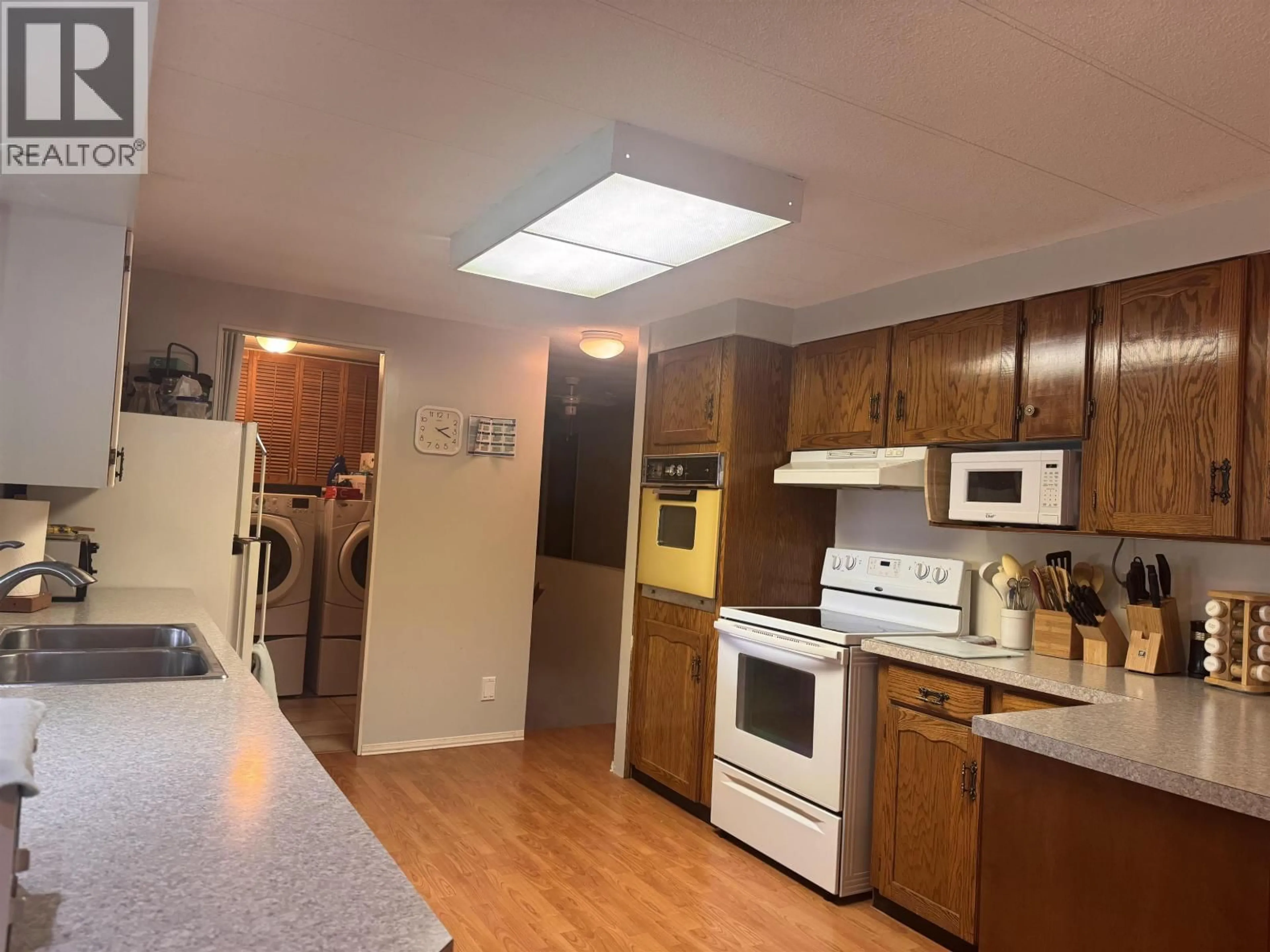 Standard kitchen, unknown for 3628 ALDER AVENUE, Terrace British Columbia V8G5C3