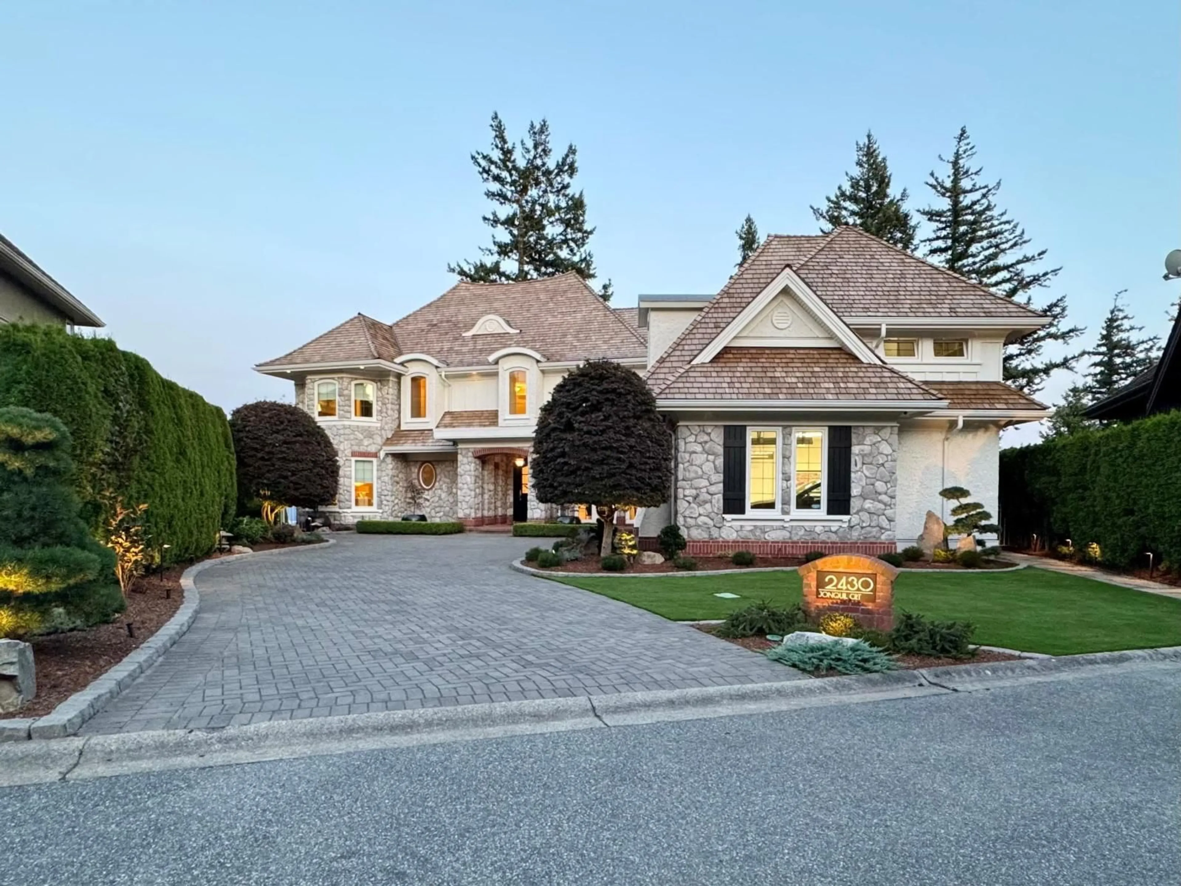 Home with brick exterior material, street for 2430 JONQUIL, Abbotsford British Columbia V3G3E8
