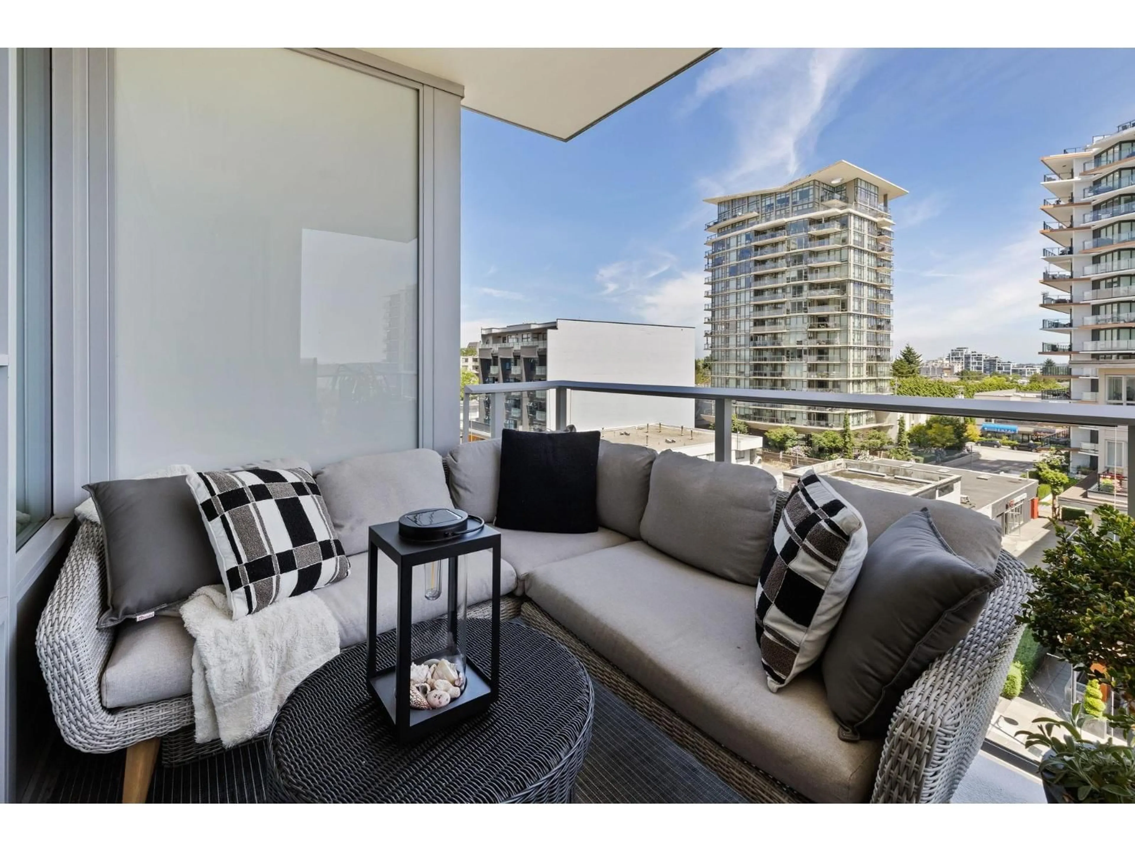Balcony in the apartment, water/lake/river/ocean view for 605 - 1441 JOHNSTON, White Rock British Columbia V4B3Z4
