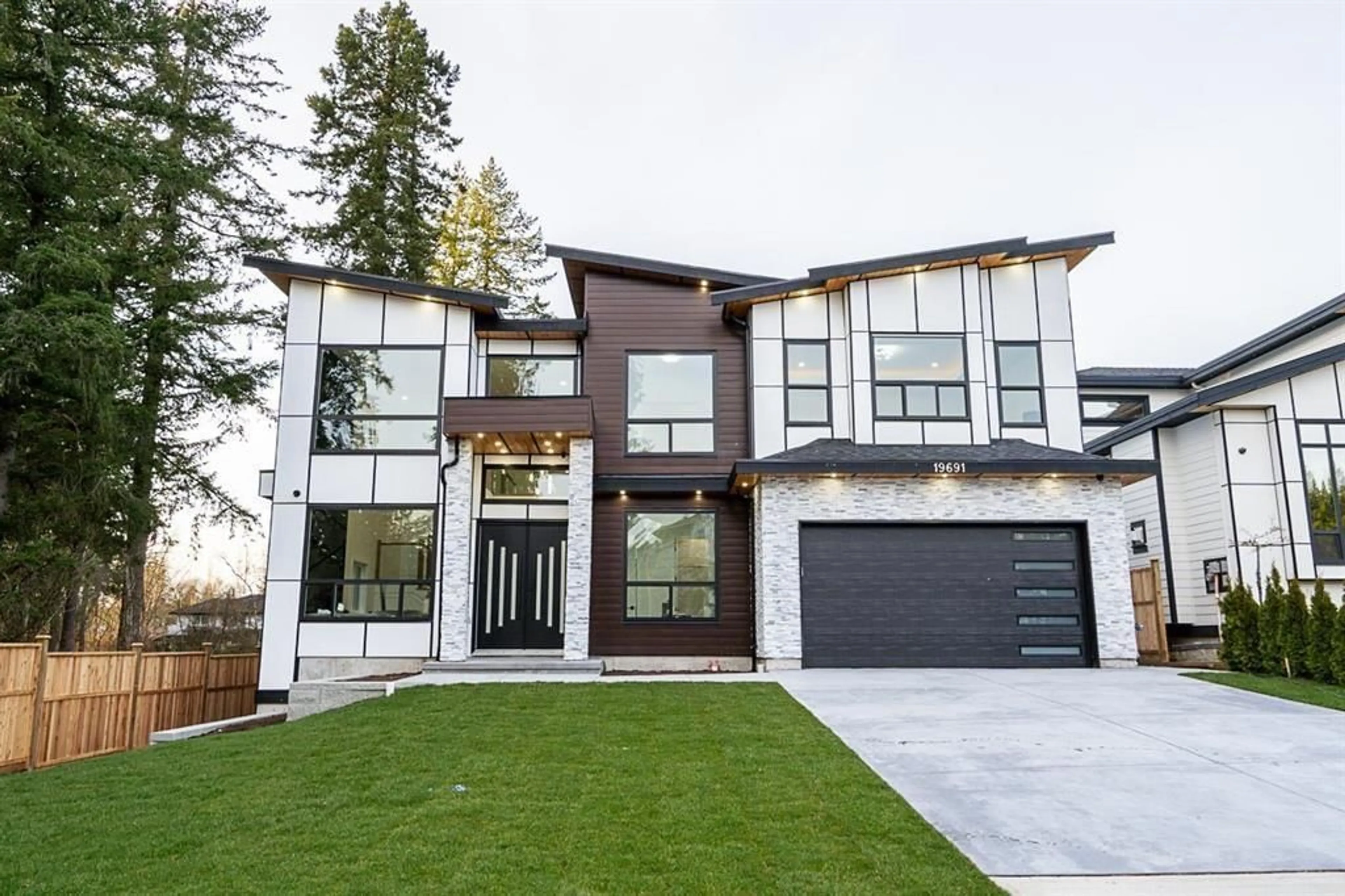Home with brick exterior material, street for 19691 32A, Langley British Columbia V3A0N9
