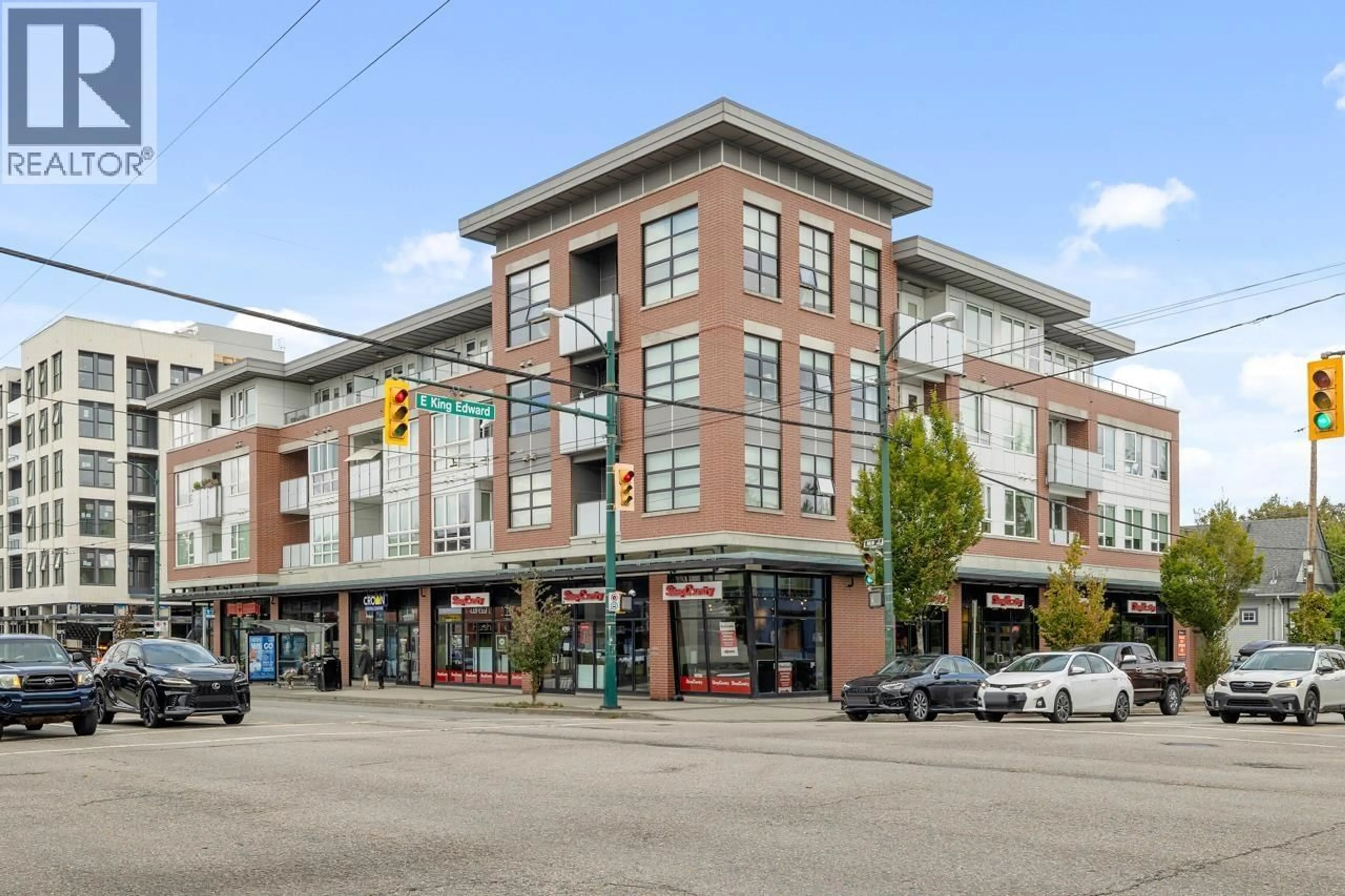 Patio, building for 302 - 202 24TH AVENUE, Vancouver British Columbia V5V1Z6
