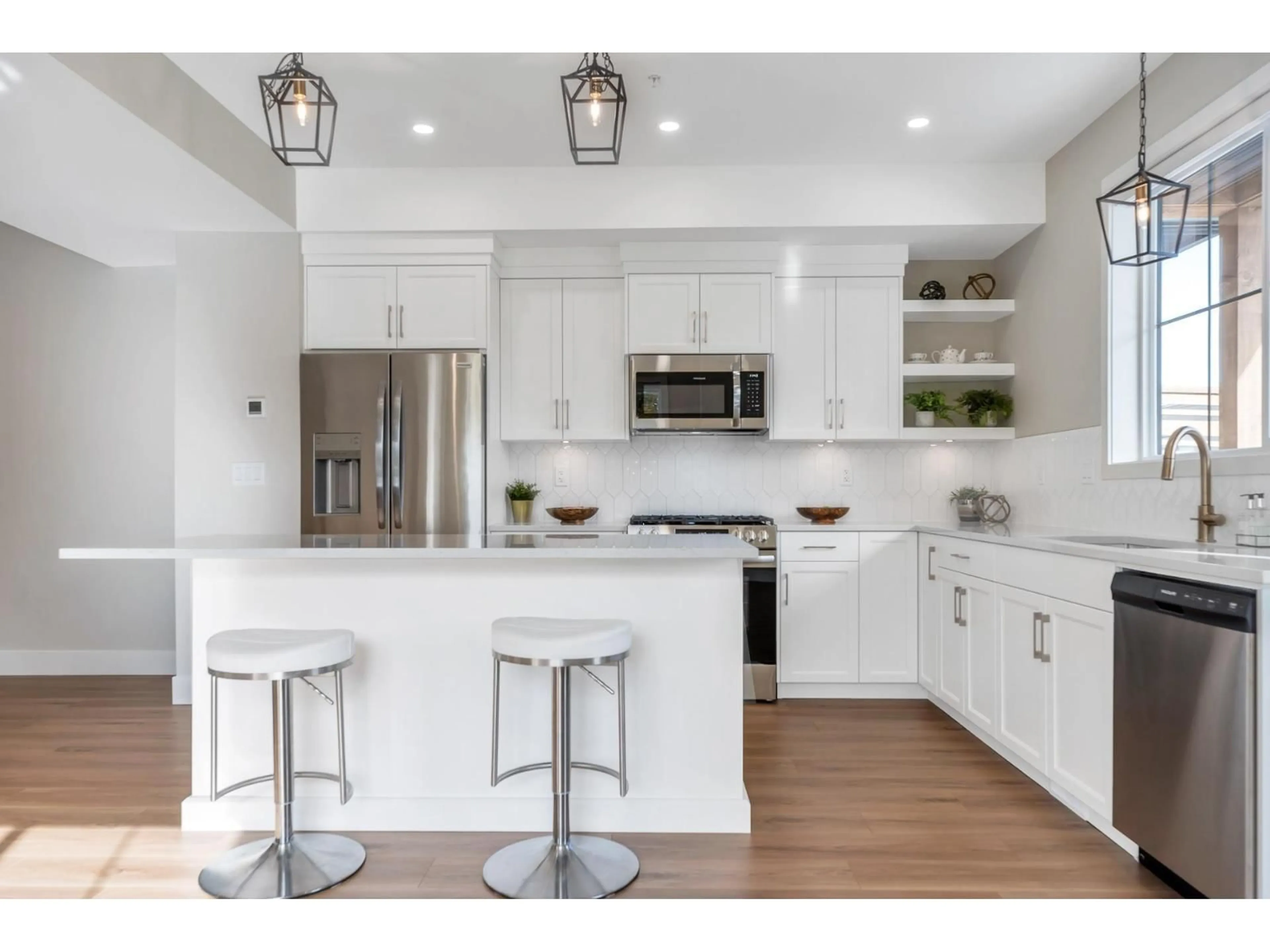 Open concept kitchen, unknown for 8 - 6590 FERN STREET, Chilliwack British Columbia V2R2Z7