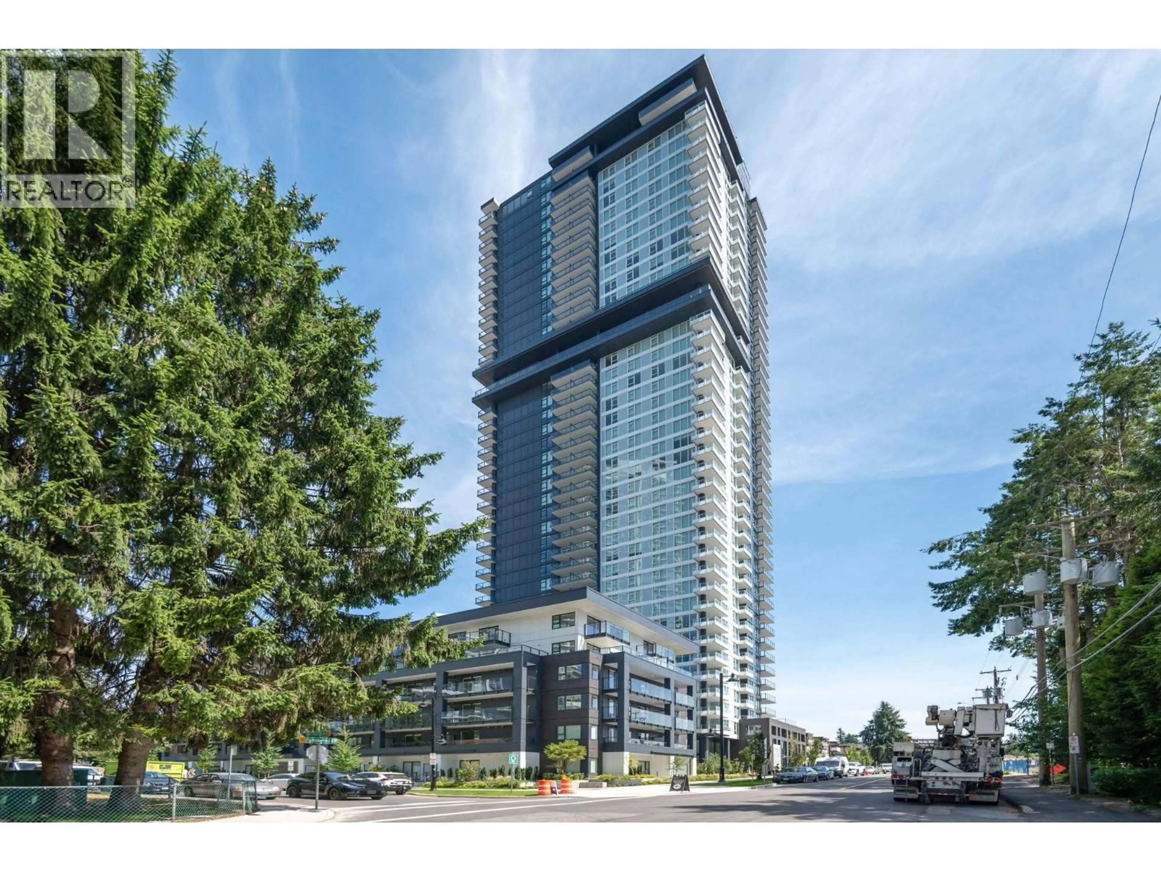Indoor foyer for 3405 - 537 COTTONWOOD AVENUE, Coquitlam British Columbia V3J0S4