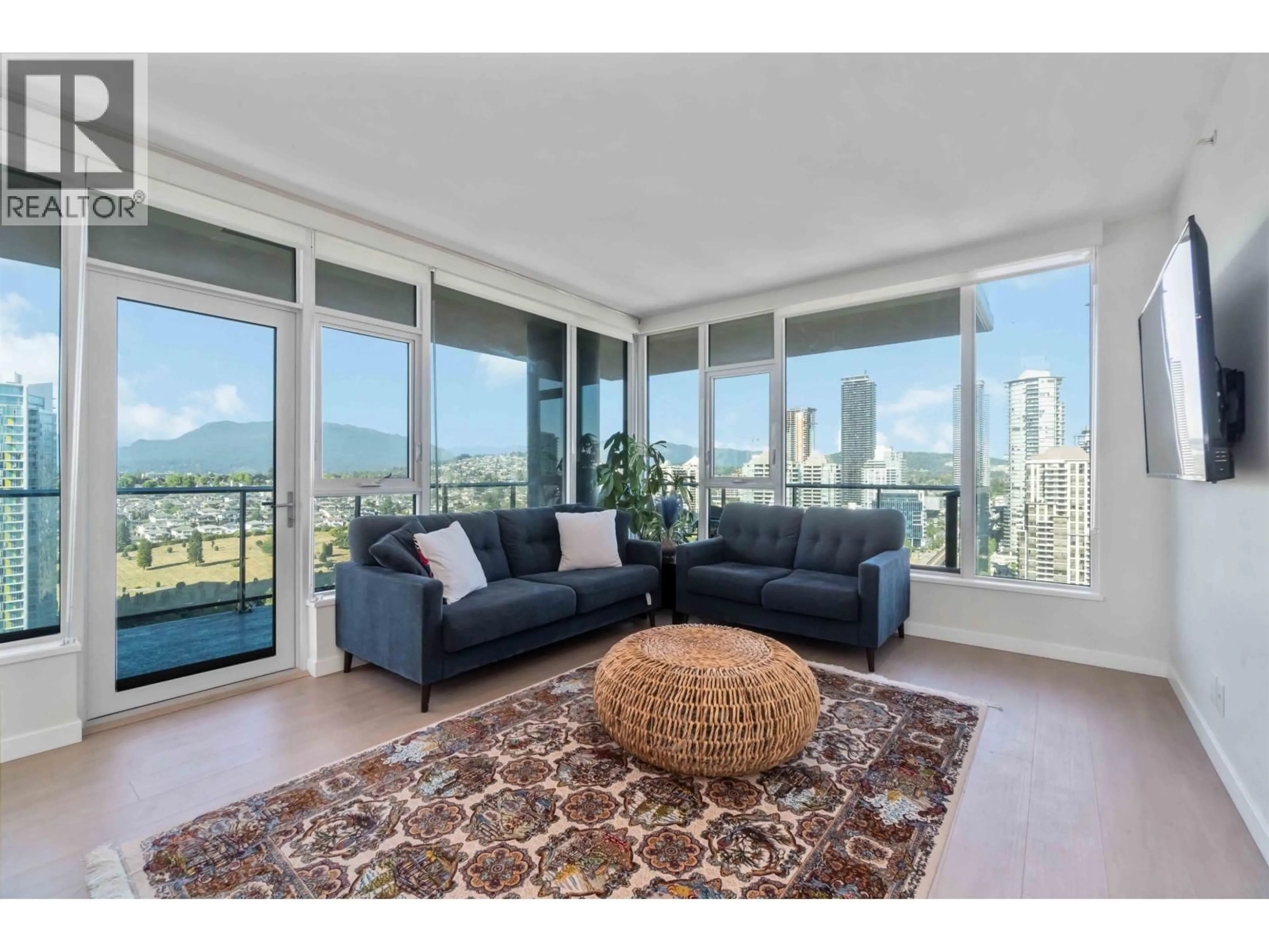 Living room with furniture, unknown for 2607 - 4168 LOUGHEED HIGHWAY, Burnaby British Columbia V5C0N9
