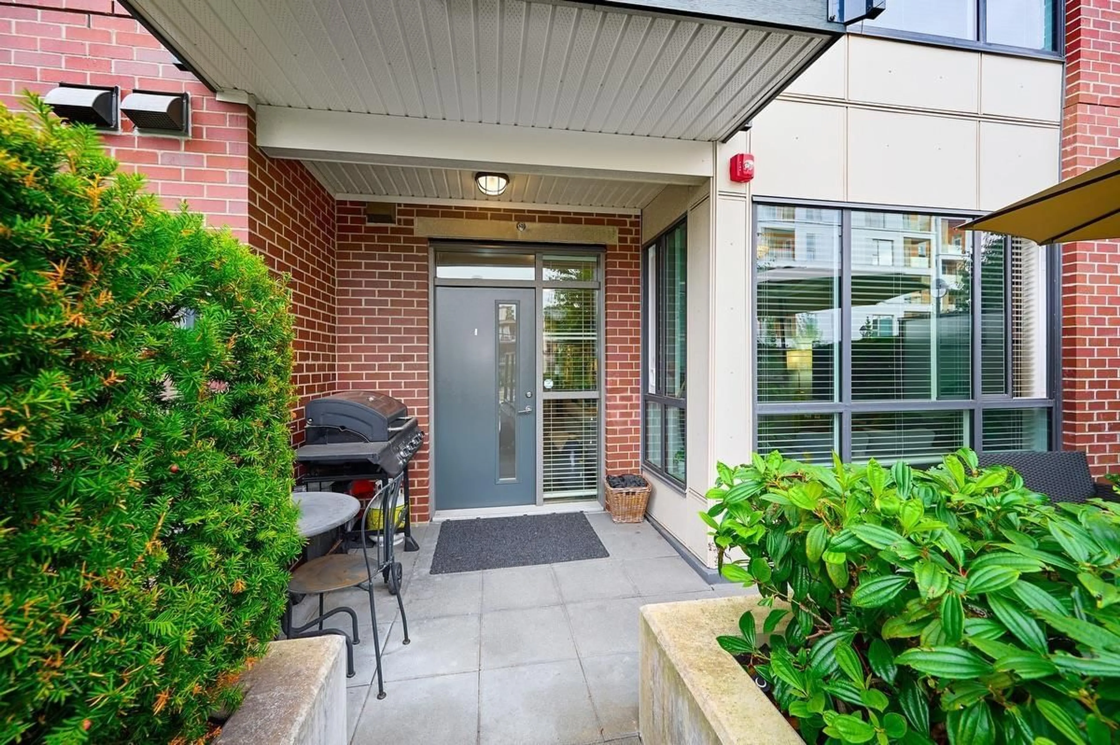Patio, street for 117 - 5638 201A, Langley British Columbia V3A0L8