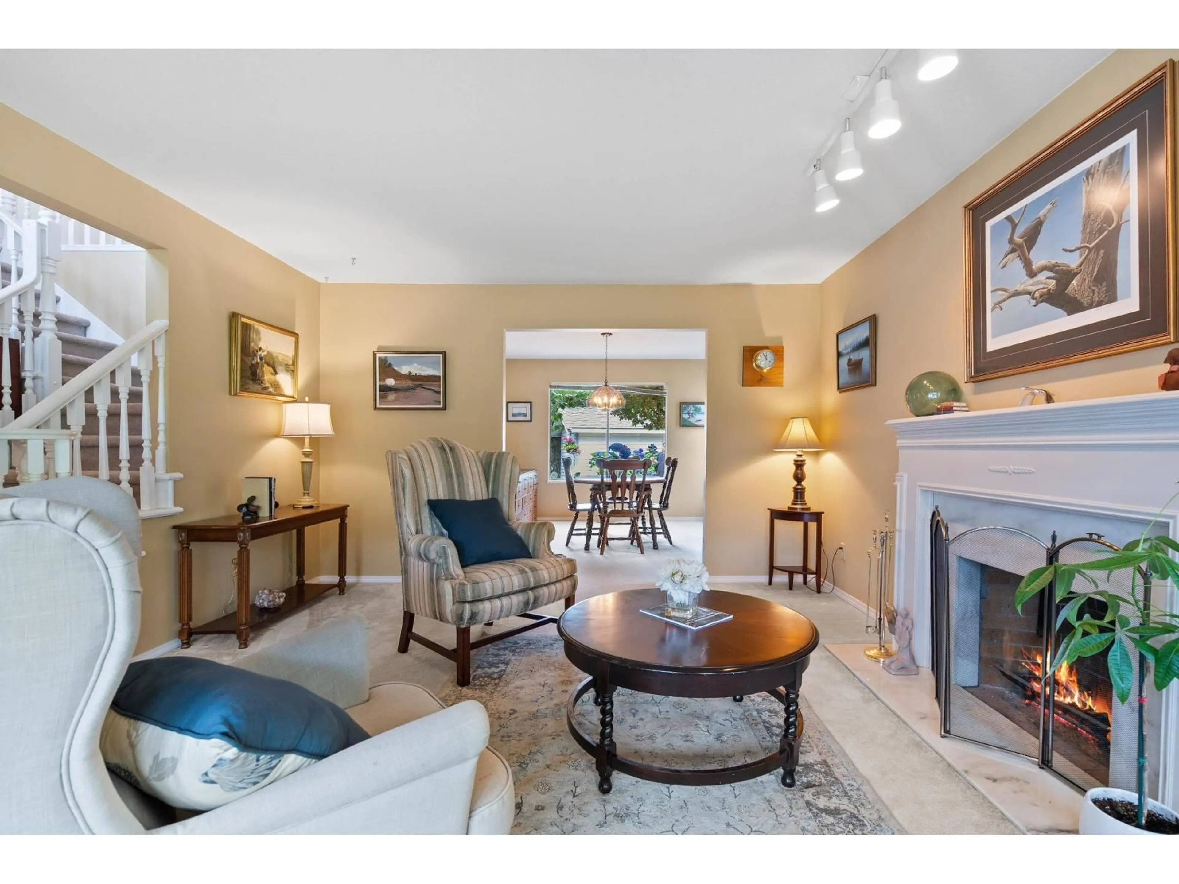 Living room with furniture, unknown for 2304 151A, Surrey British Columbia V4A8S9
