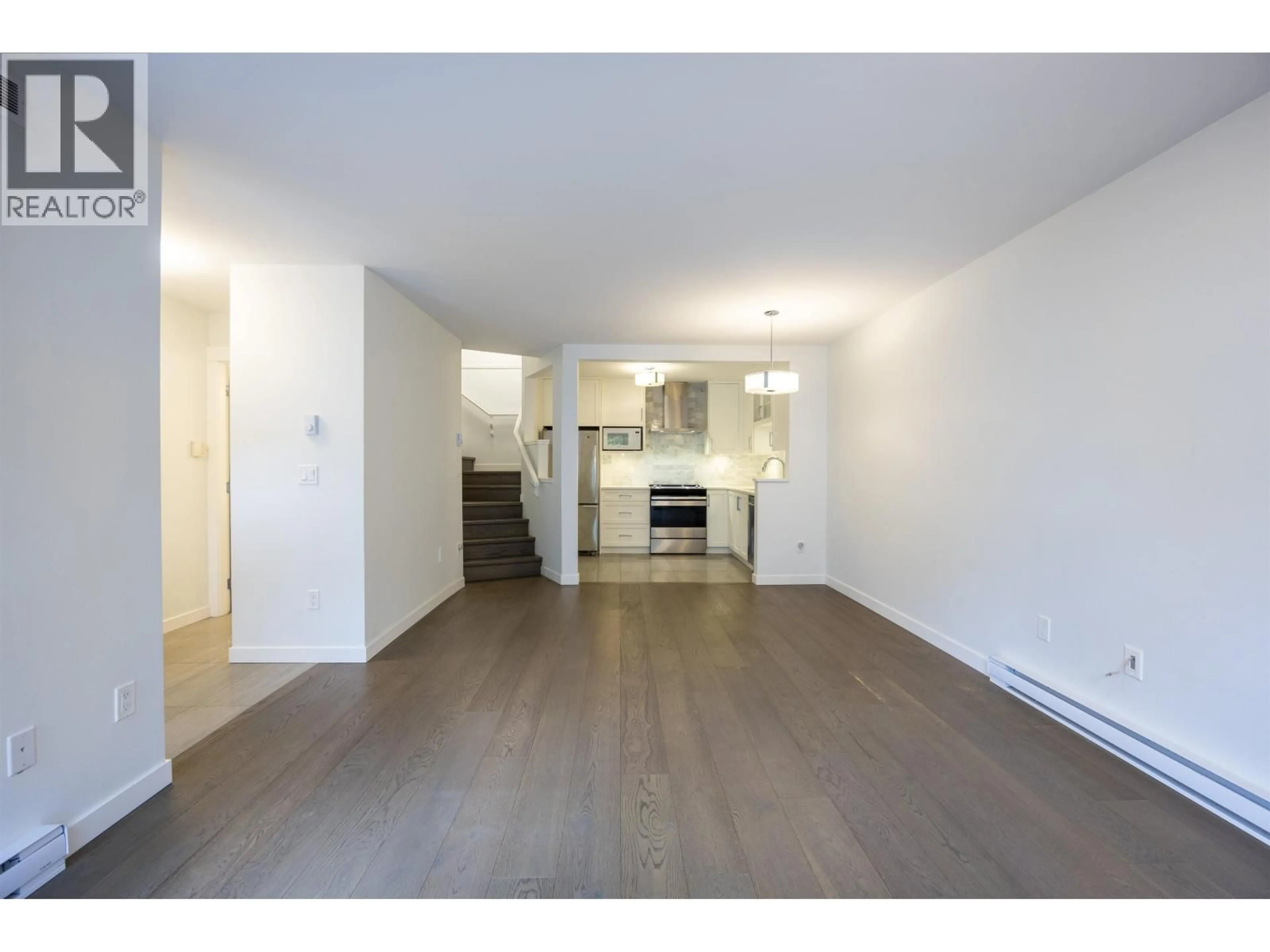 A pic of a room for 25 - 7175 17TH AVENUE, Burnaby British Columbia V3N1K8