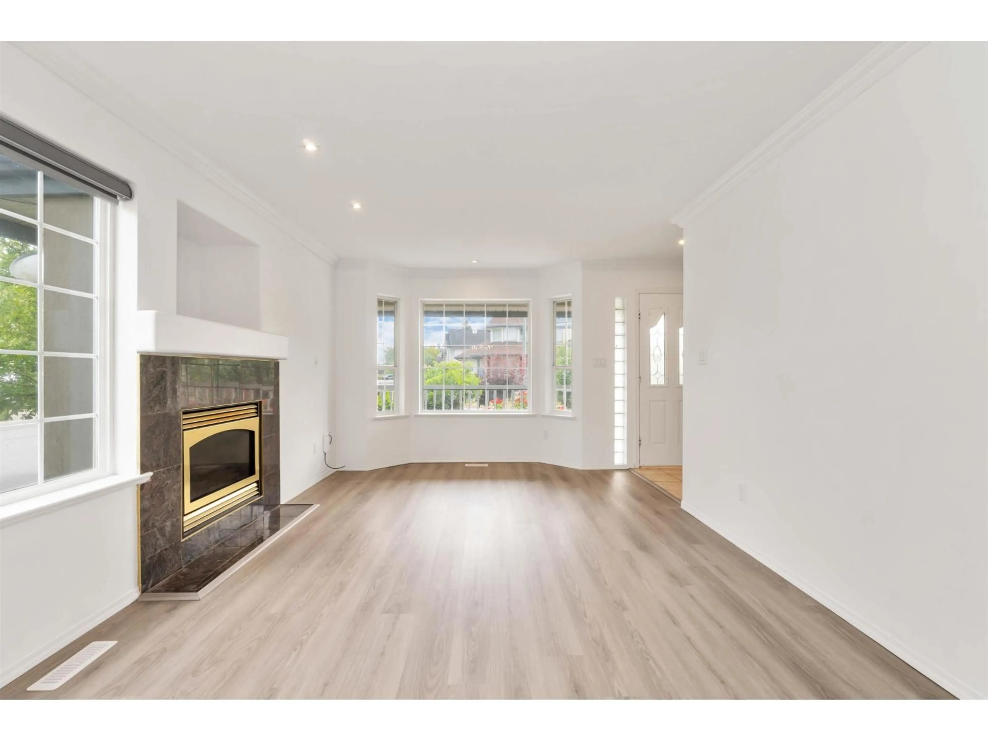 A pic of a room for 30759 CRESTVIEW, Abbotsford British Columbia V2T6R6