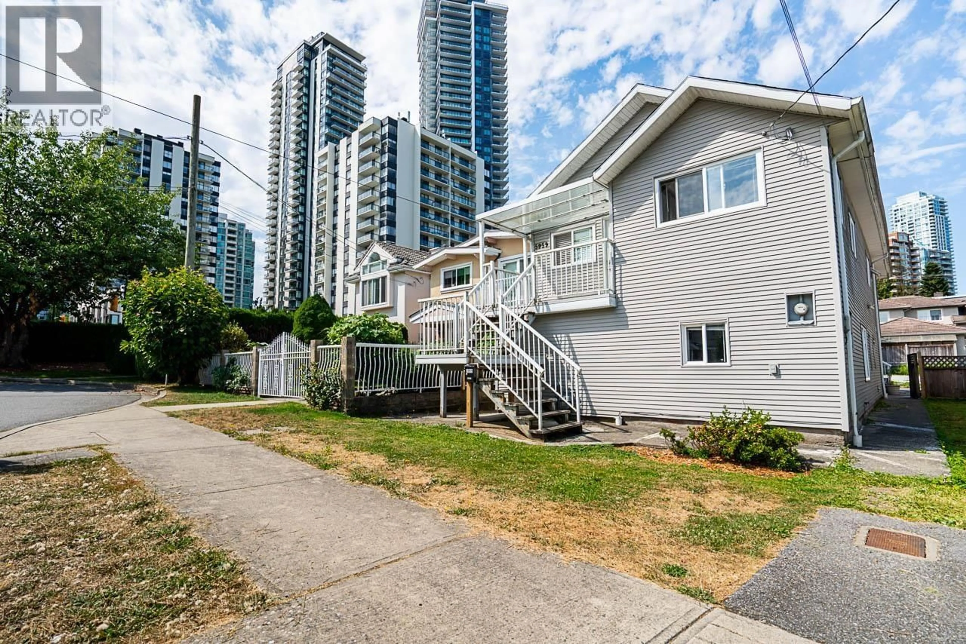 Unknown for 5959 MCMURRAY AVENUE, Burnaby British Columbia V5H3E5