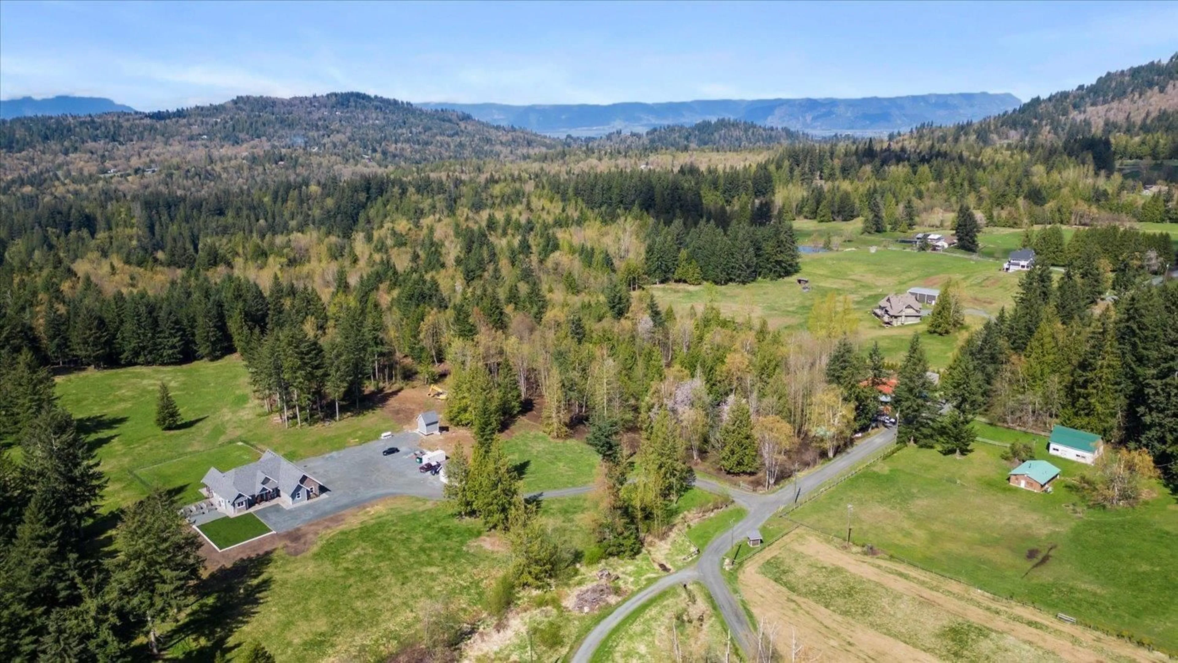 A pic from outside/outdoor area/front of a property/back of a property/a pic from drone, unknown for 4491 BENCH ROAD, Chilliwack British Columbia V4Z1G1