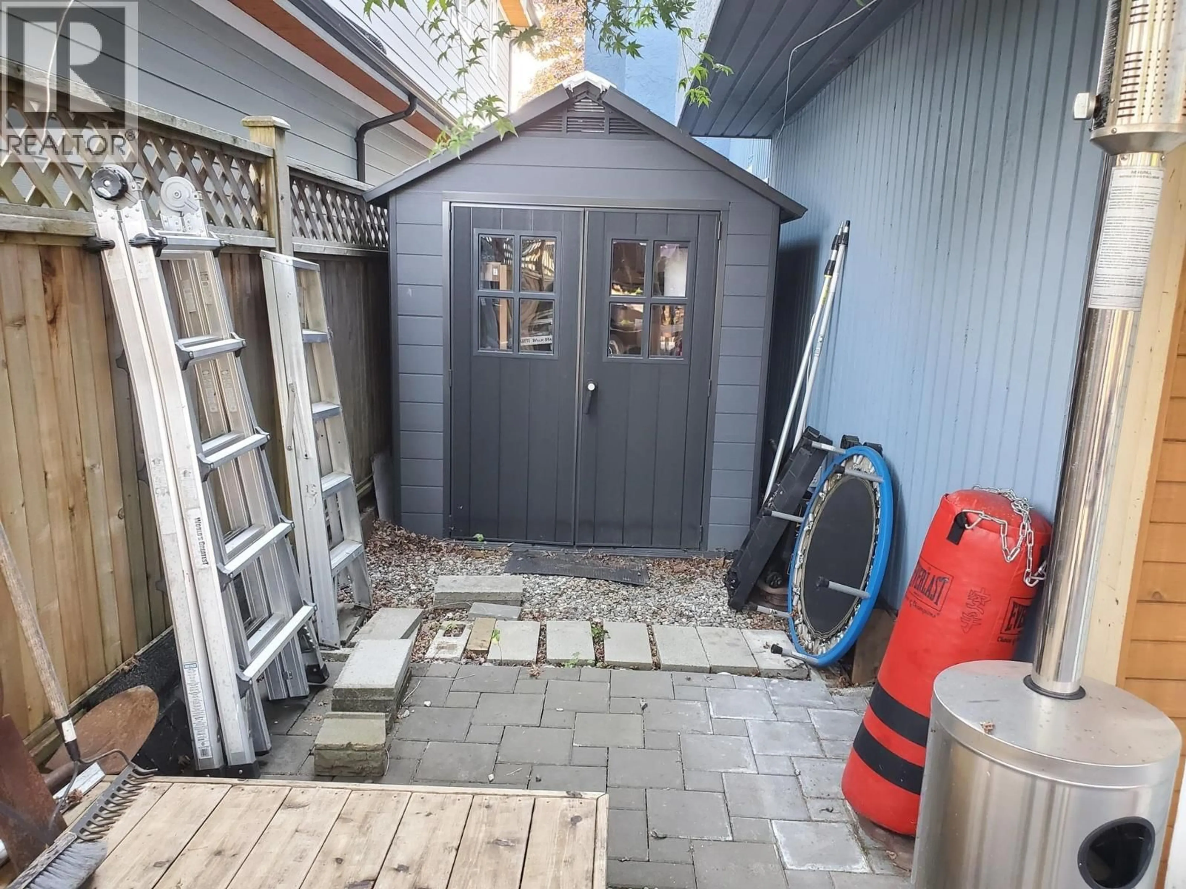 Shed for 10690 HOLLYBANK DRIVE, Richmond British Columbia V7E4S5