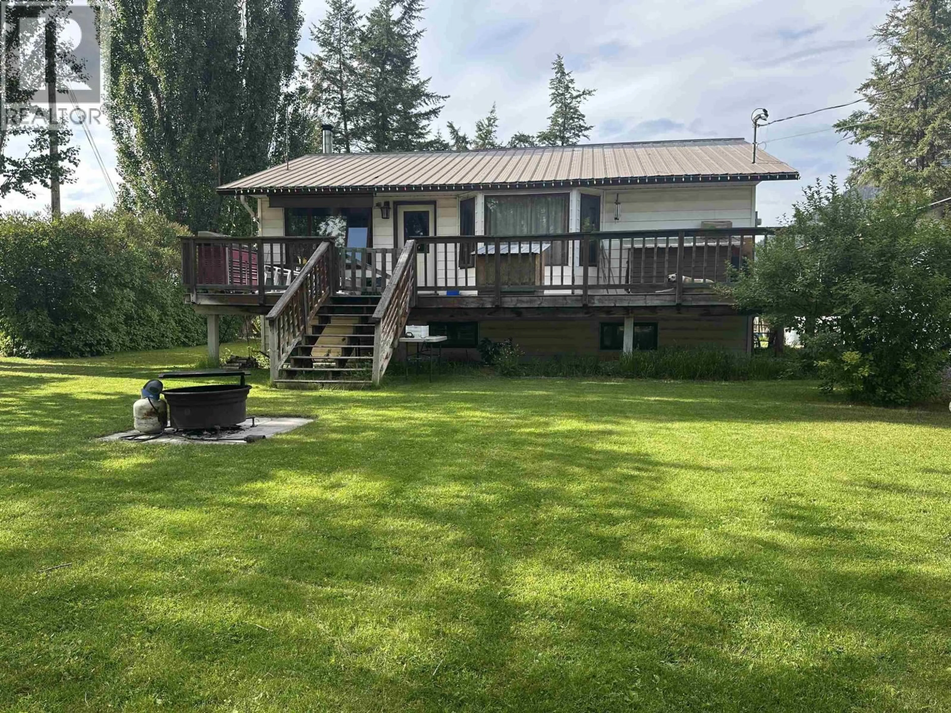 A pic from outside/outdoor area/front of a property/back of a property/a pic from drone, mountain view for 8376 SPUR ROAD, McLeese Lake British Columbia V0L1P0