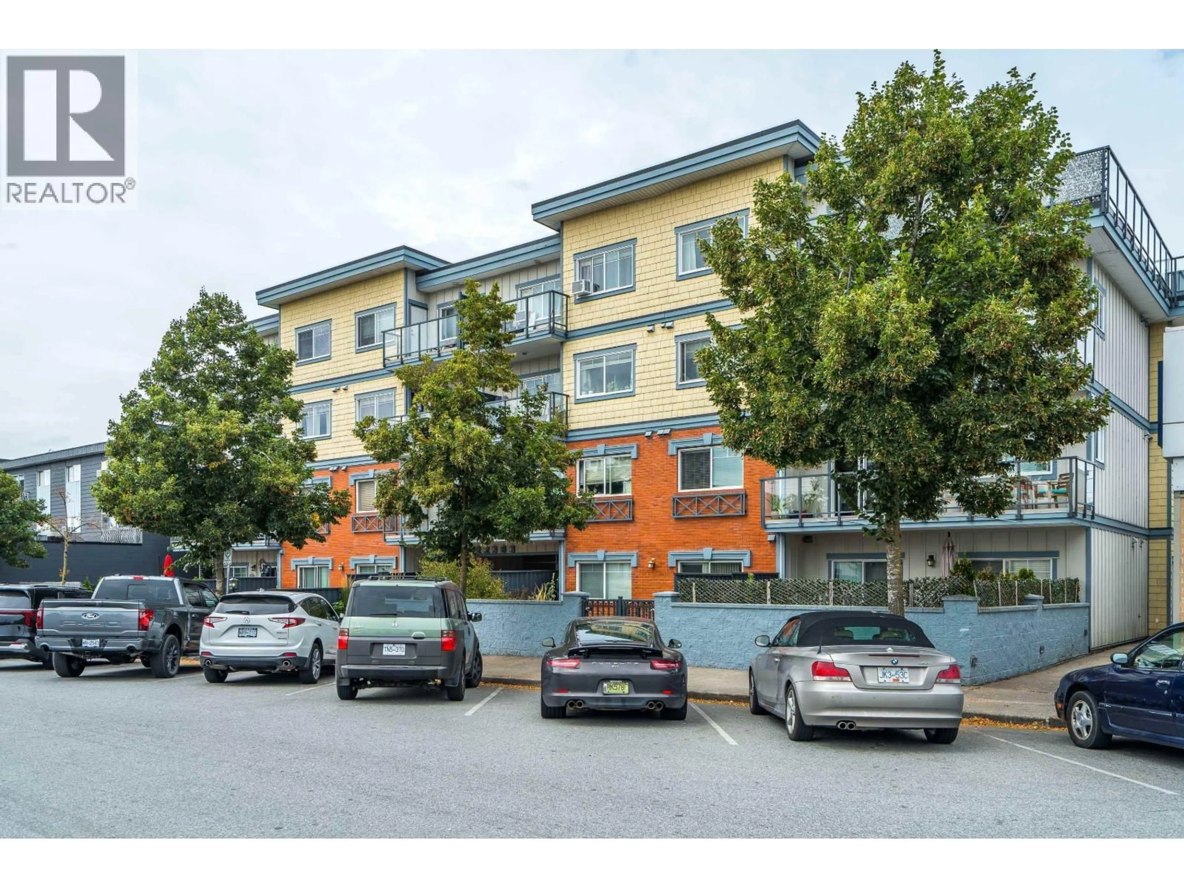 Unknown for 207 - 22363 SELKIRK AVENUE, Maple Ridge British Columbia V2X2X6