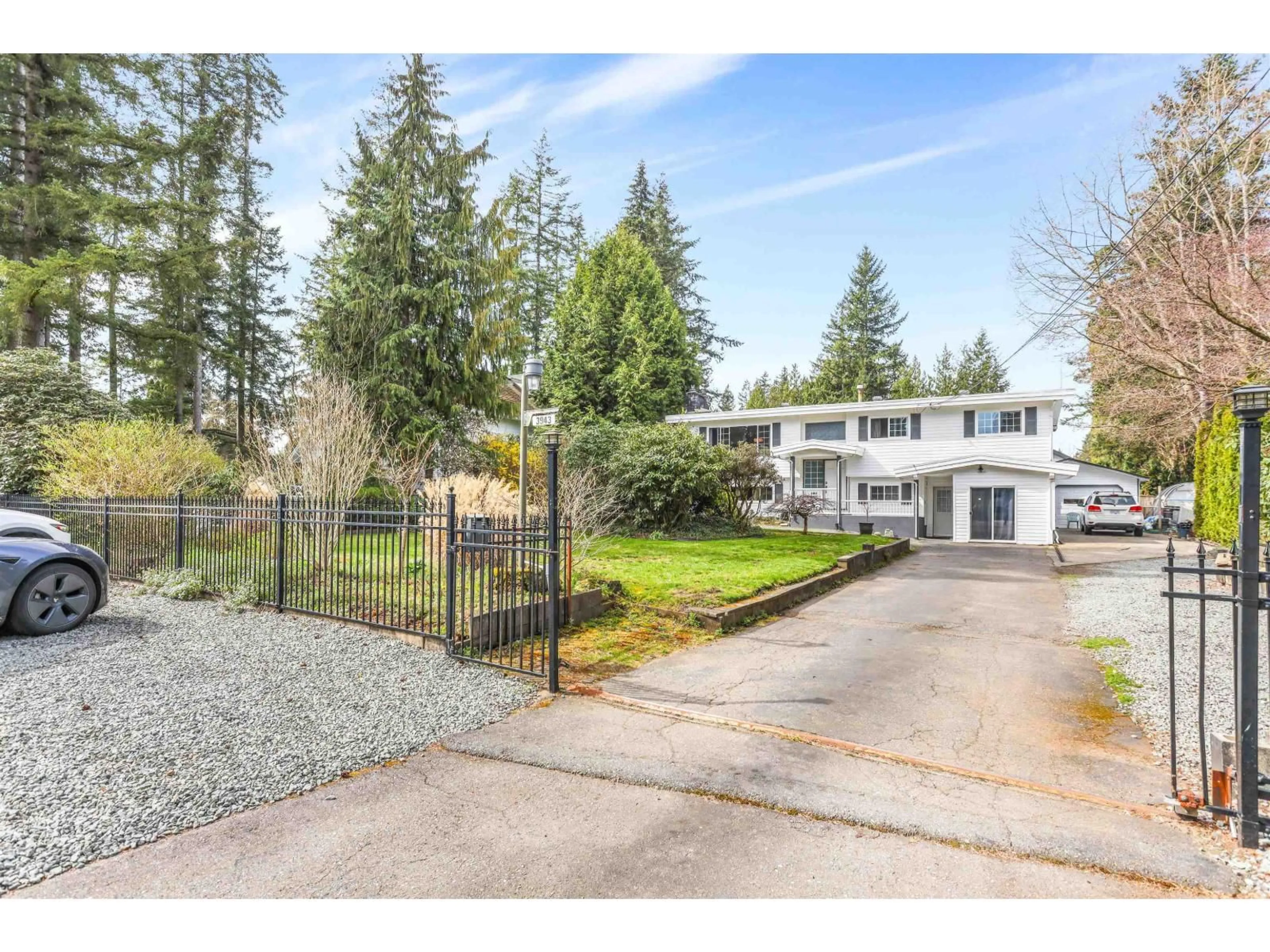 A pic from outside/outdoor area/front of a property/back of a property/a pic from drone, street for 3943 202A, Langley British Columbia V3A1T3