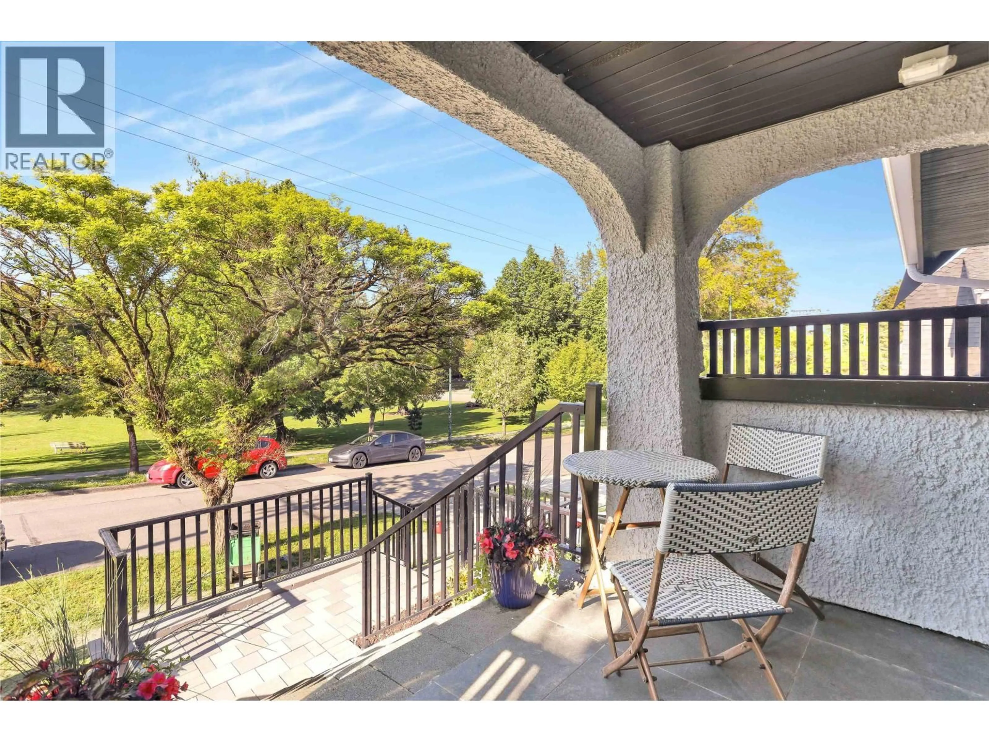 Patio, unknown for 1008 - 1018 24TH AVENUE, Vancouver British Columbia V5V2B1