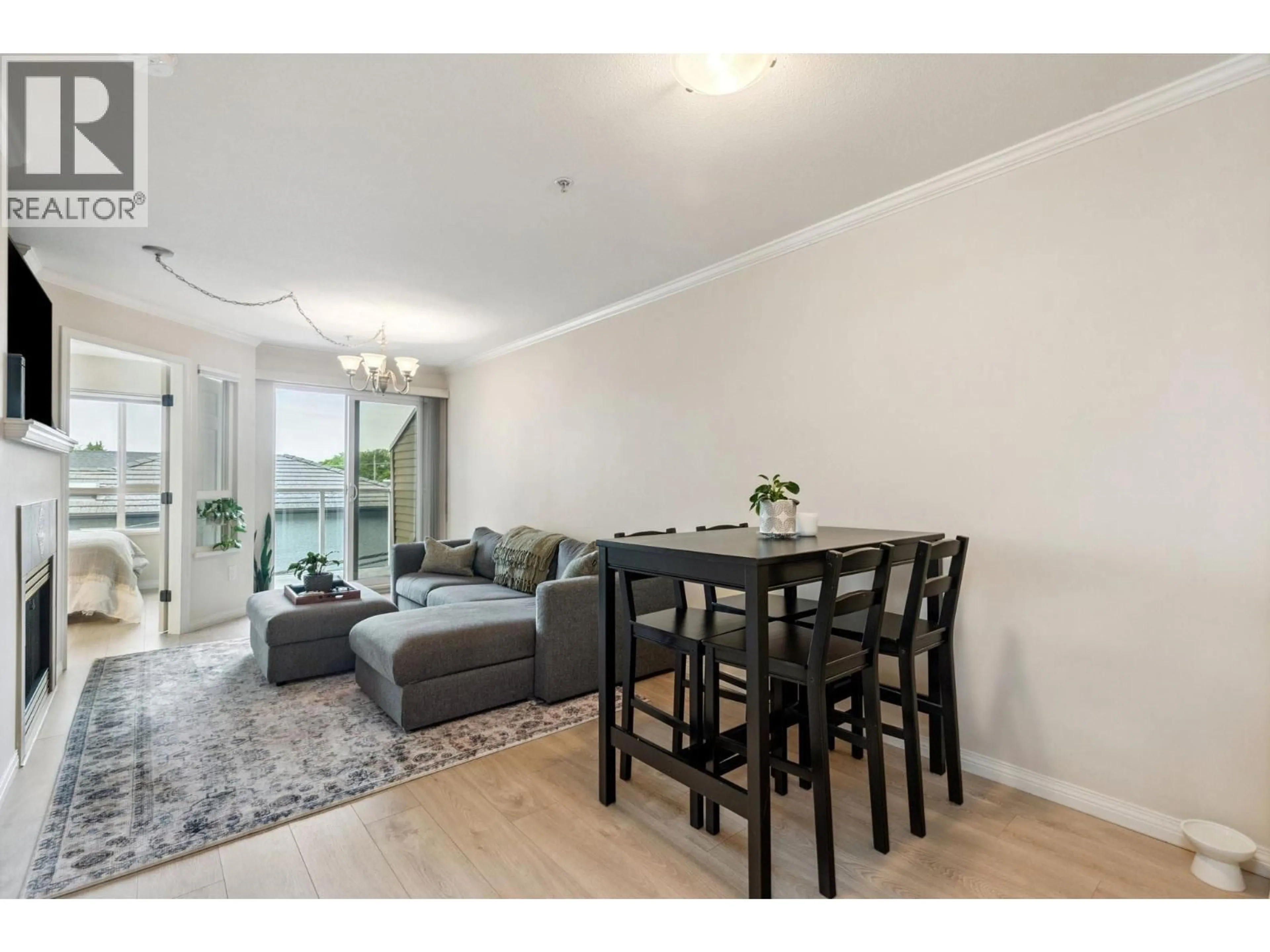 Dining room, wood/laminate floor for 302 - 1503 66 AVENUE, Vancouver British Columbia V6P2R8