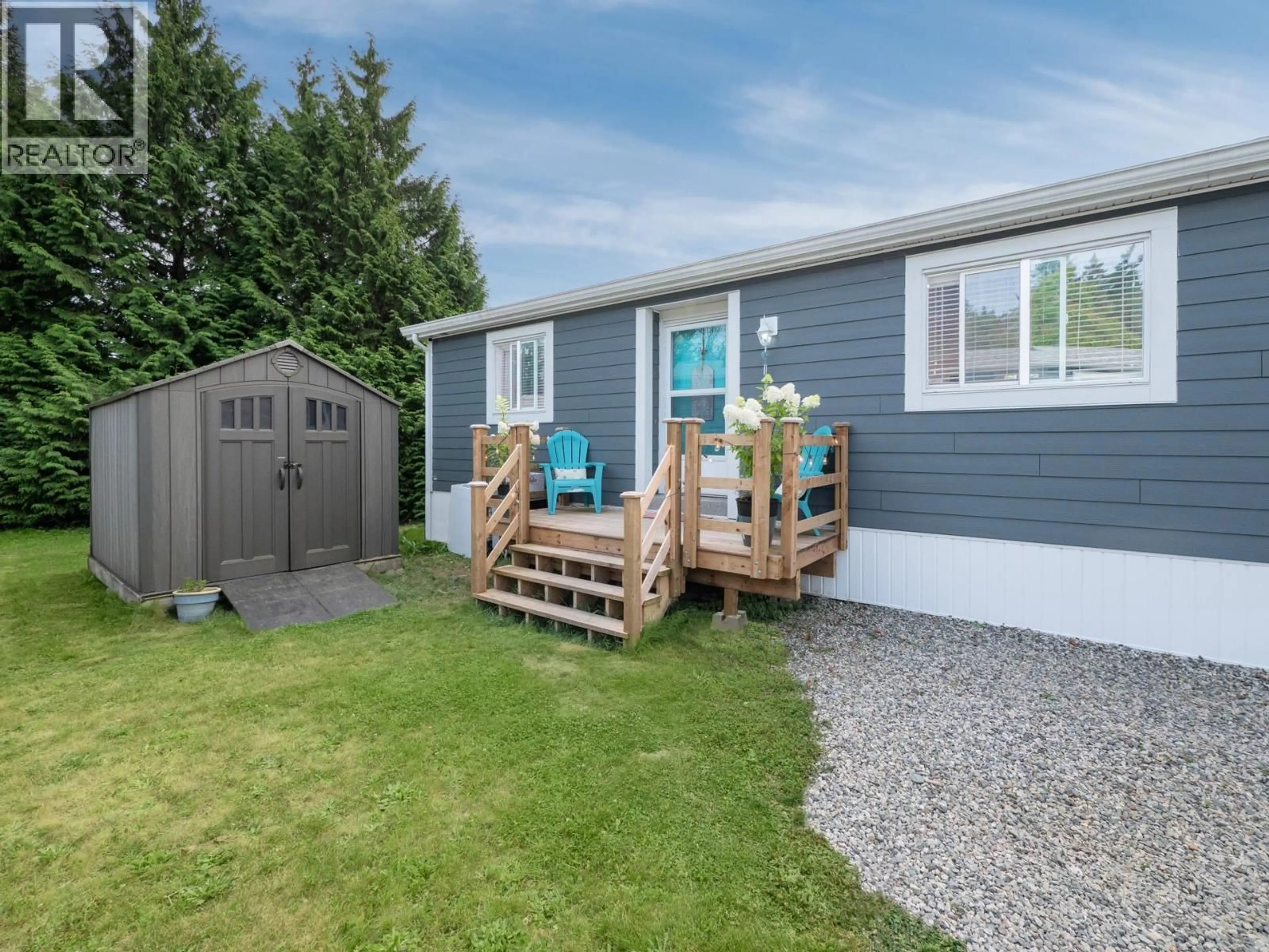 Home with vinyl exterior material, street for 135 - 1413 SUNSHINE COAST HIGHWAY, Gibsons British Columbia V0N1V5