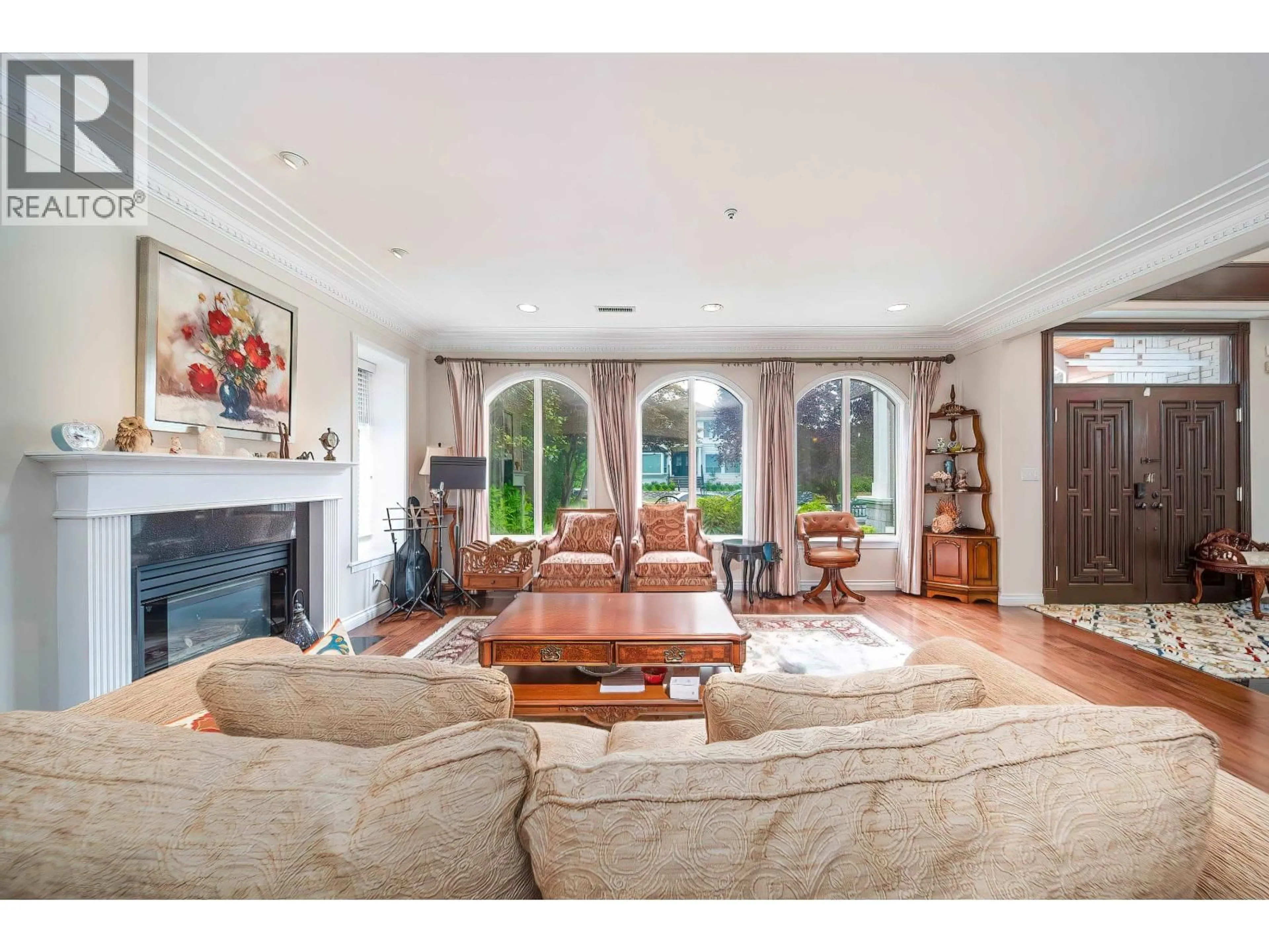 Living room with furniture, unknown for 2407 18TH AVENUE, Vancouver British Columbia V6L1A9