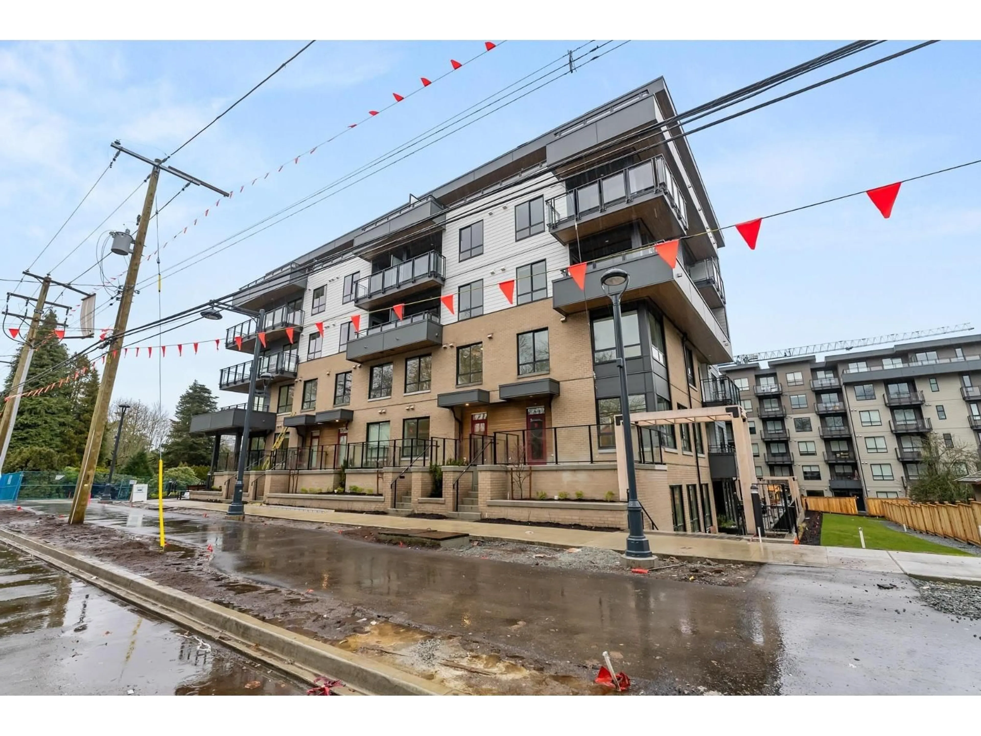 Blurry image for 627 - 9456 134, Surrey British Columbia V3V0G8