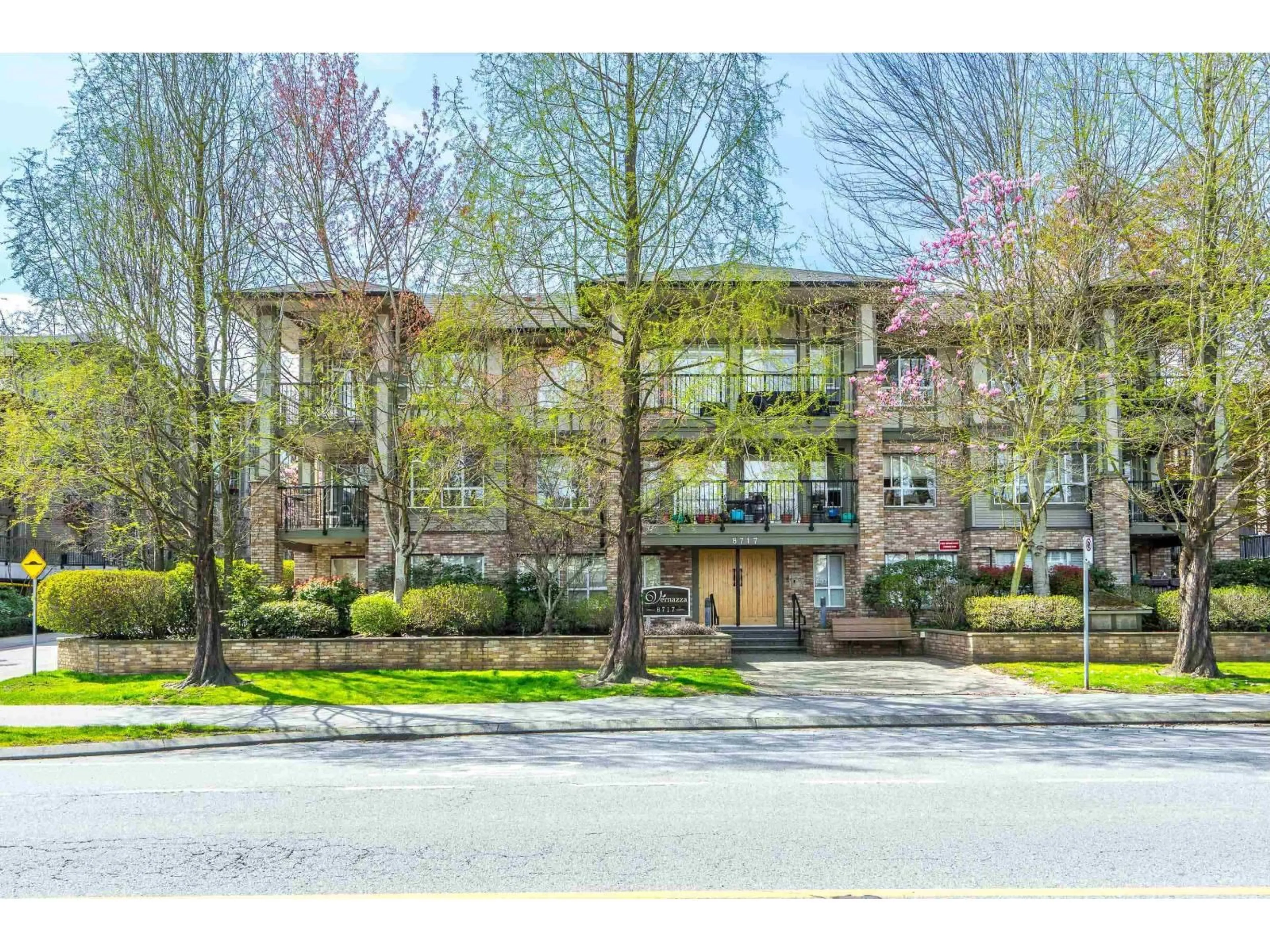 Unknown for 412 - 8717 160, Surrey British Columbia V4N5X7