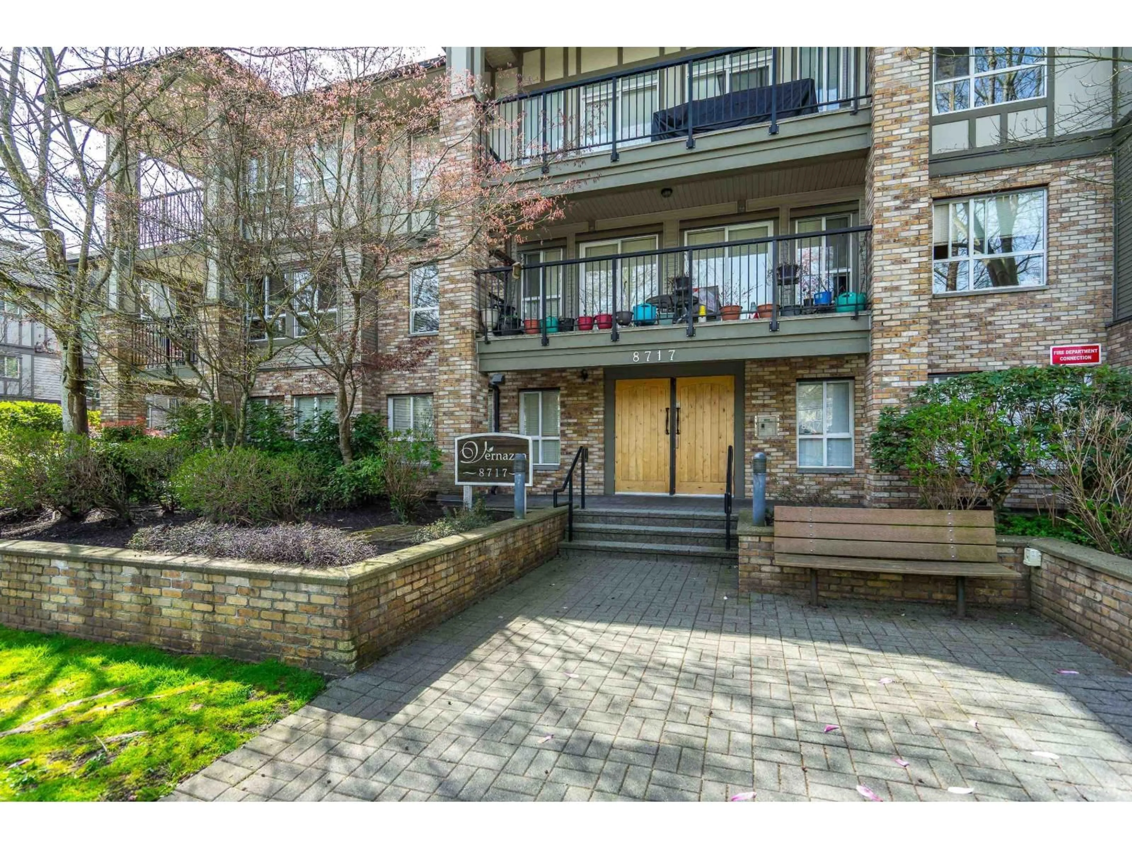 Unknown for 412 - 8717 160, Surrey British Columbia V4N5X7