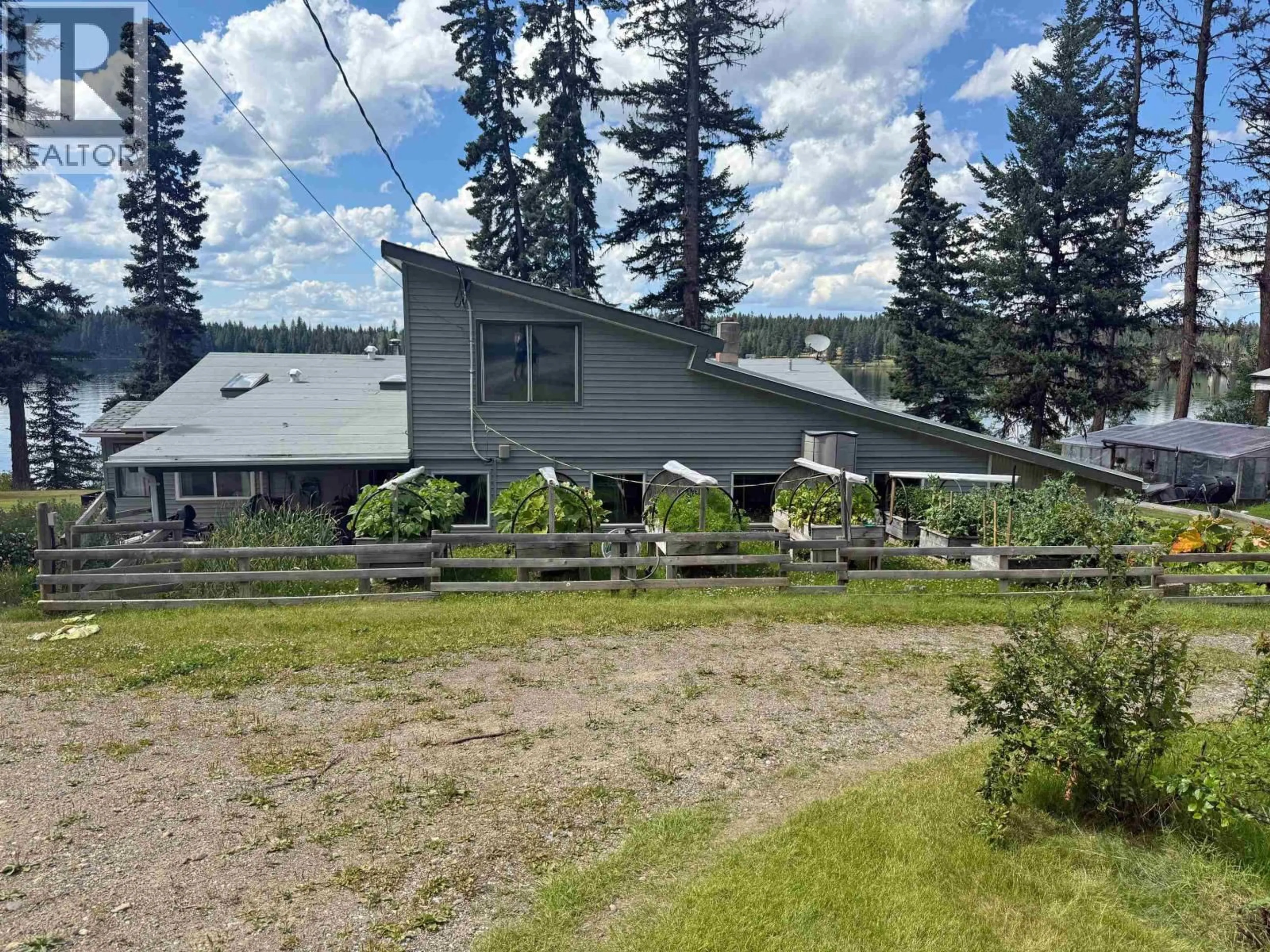 A pic from outside/outdoor area/front of a property/back of a property/a pic from drone, mountain view for 6231 LYNES CREEK ROAD, Williams Lake British Columbia V2G4M8