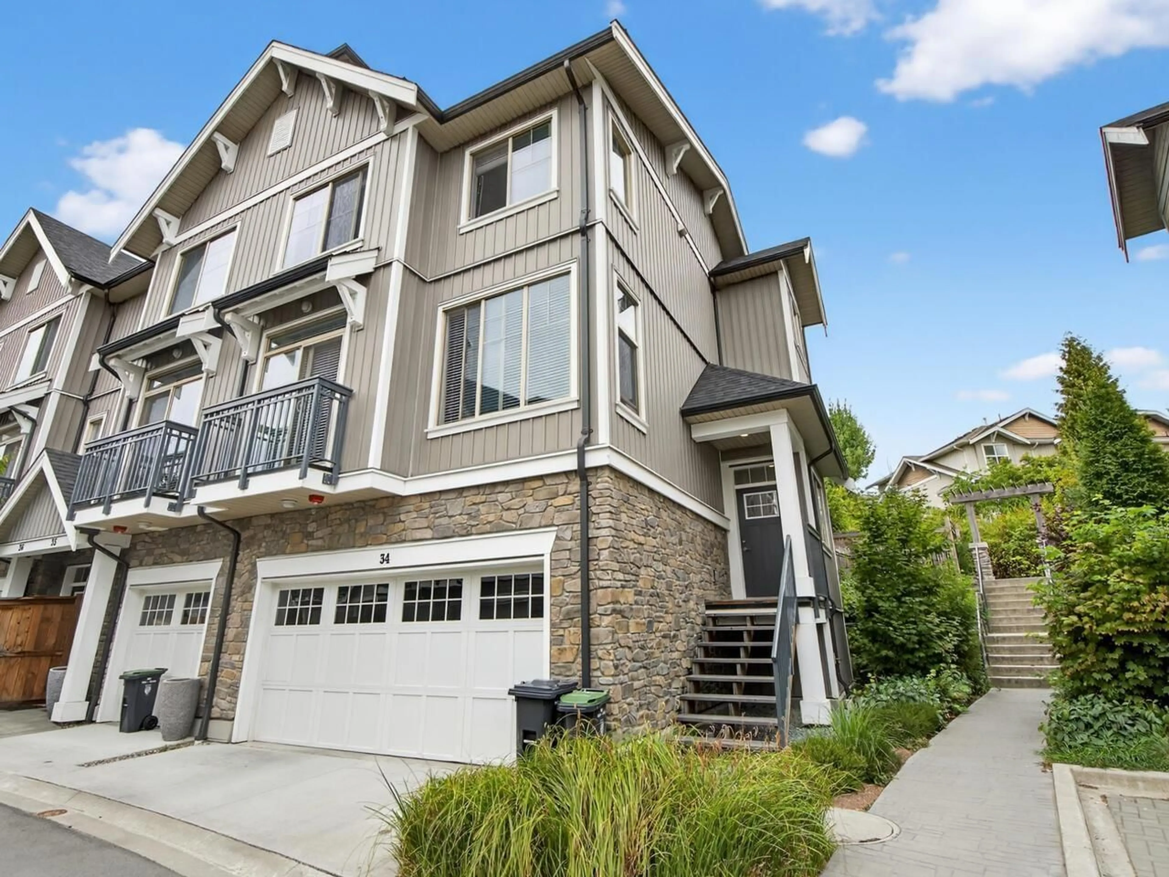 Unknown for 34 - 20487 65, Langley British Columbia V2Y3K8