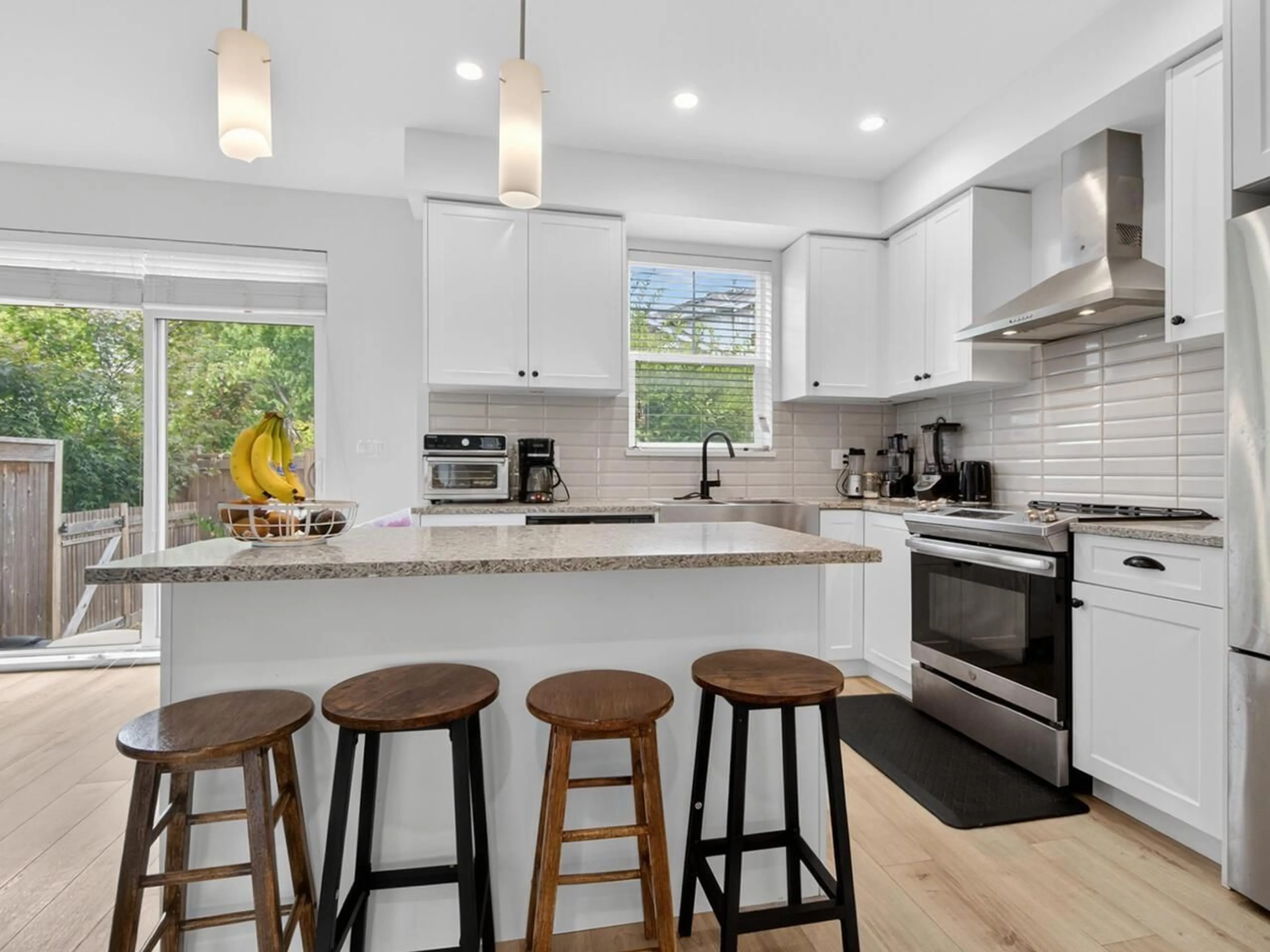 Open concept kitchen, unknown for 34 - 20487 65, Langley British Columbia V2Y3K8