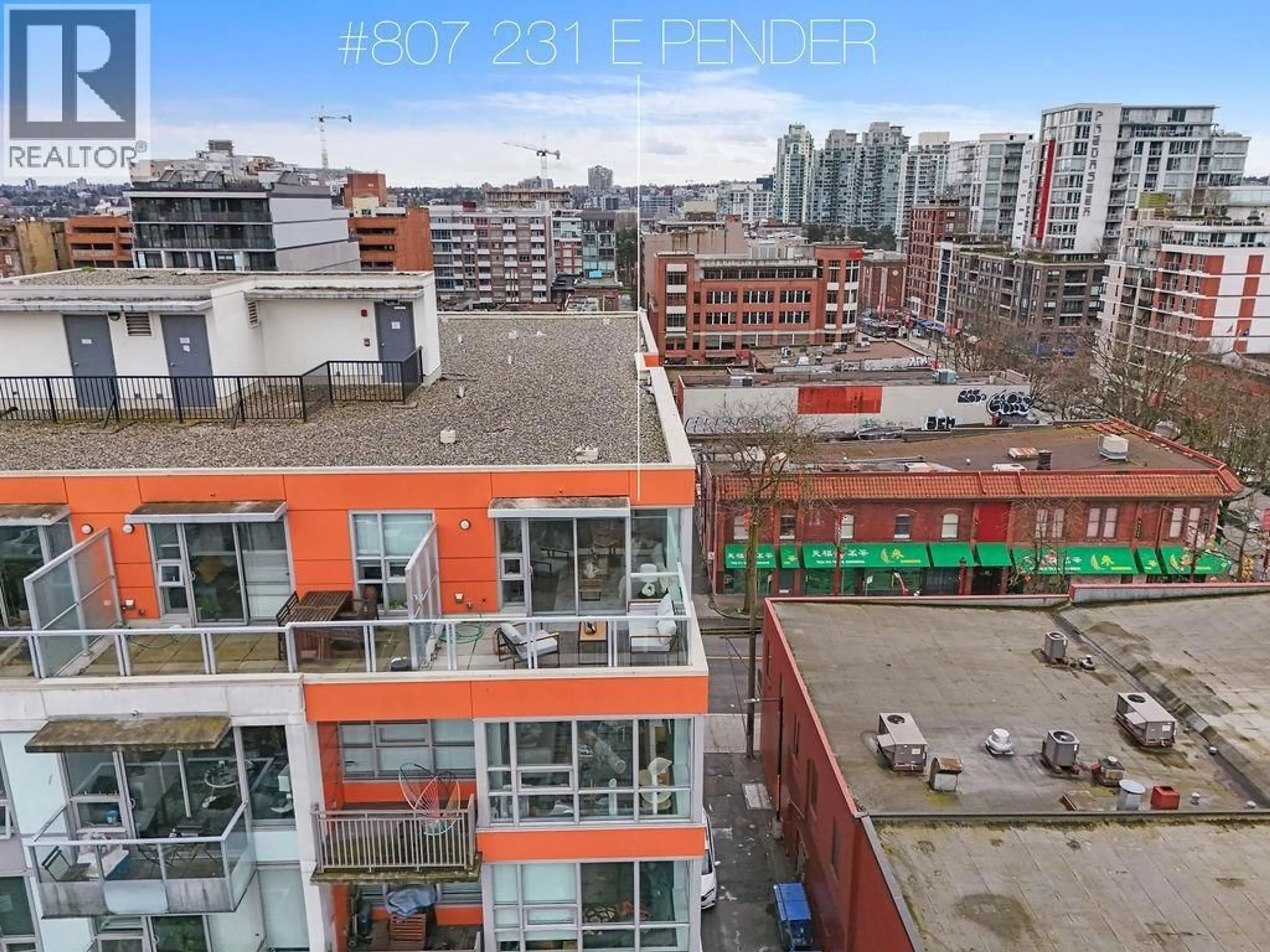 A pic from outside/outdoor area/front of a property/back of a property/a pic from drone, city buildings view from balcony for 807 - 231 PENDER STREET, Vancouver British Columbia V6A0G3