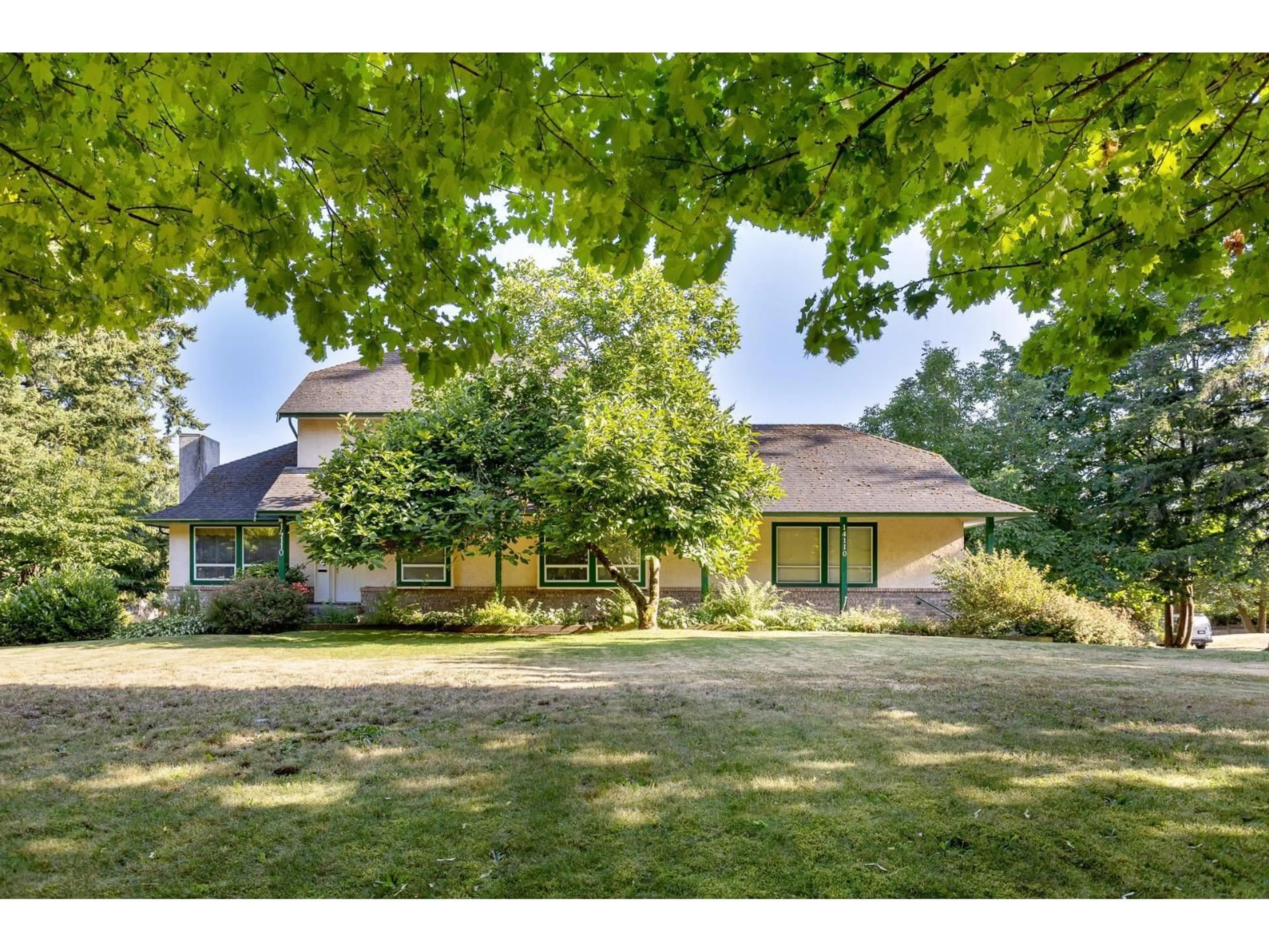 A pic from outside/outdoor area/front of a property/back of a property/a pic from drone, street for 14110 57, Surrey British Columbia V3X2W6