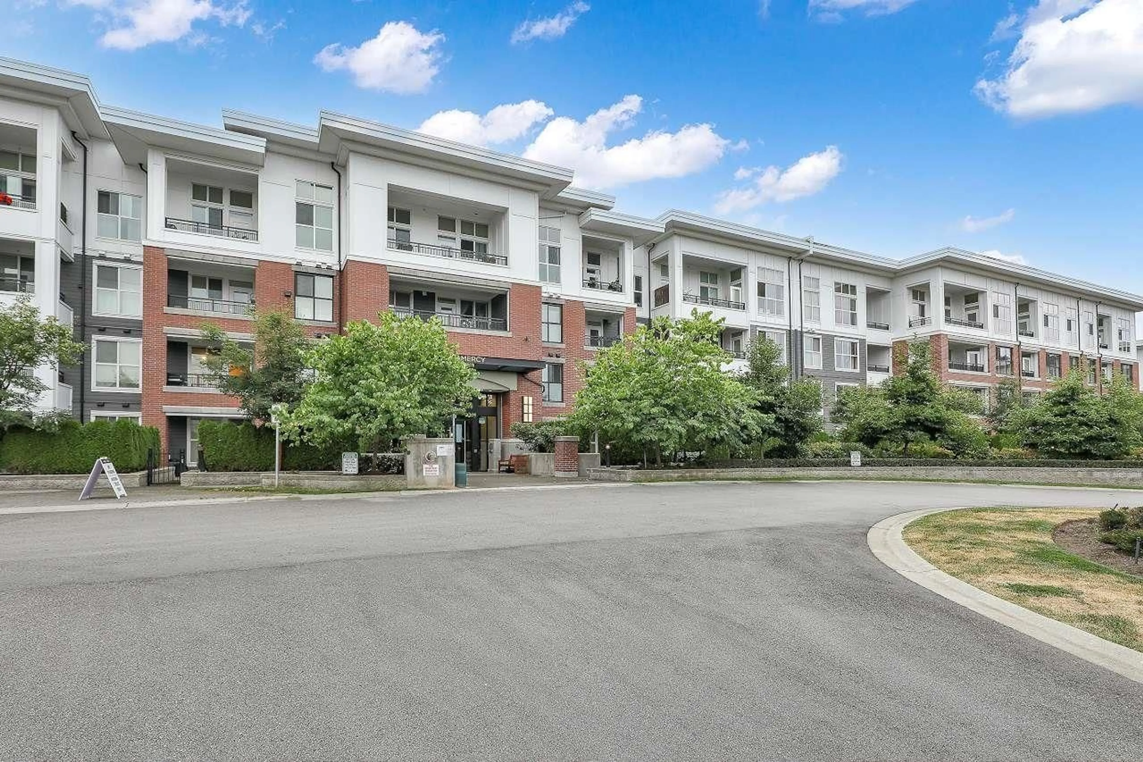 Unknown for D321 - 8150 207, Langley British Columbia V2Y4J4