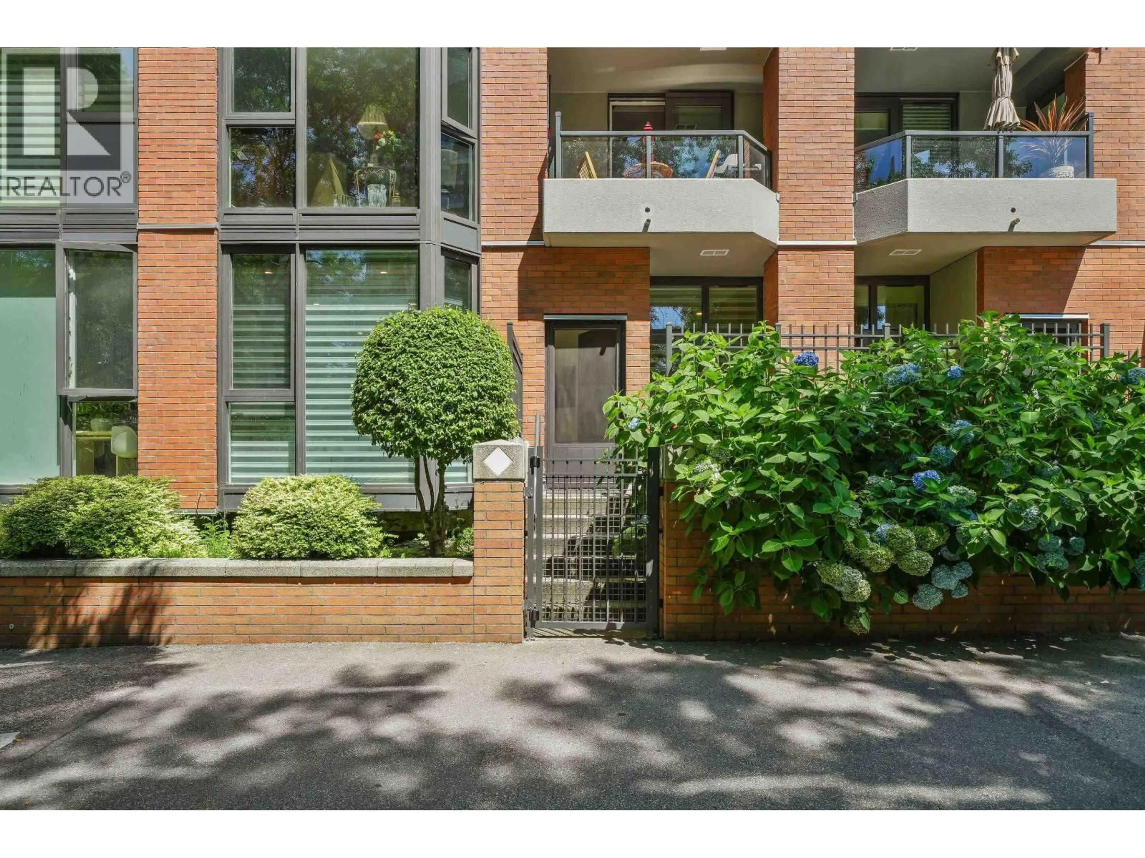 Unknown for 102 - 1488 HORNBY STREET, Vancouver British Columbia V6Z1X3