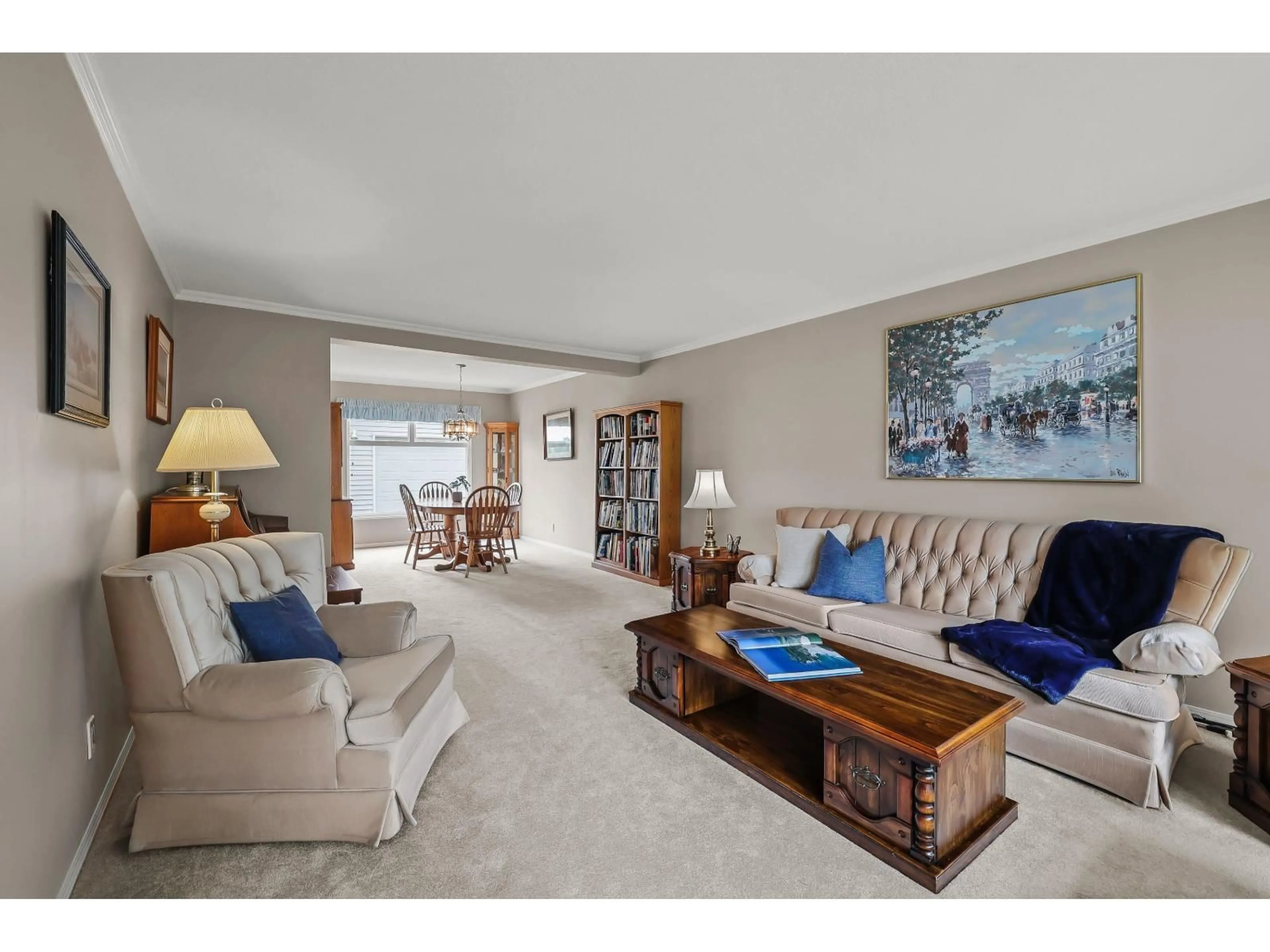 Living room with furniture, unknown for 5668 SUNRISE EAST, Surrey British Columbia V3S7M5