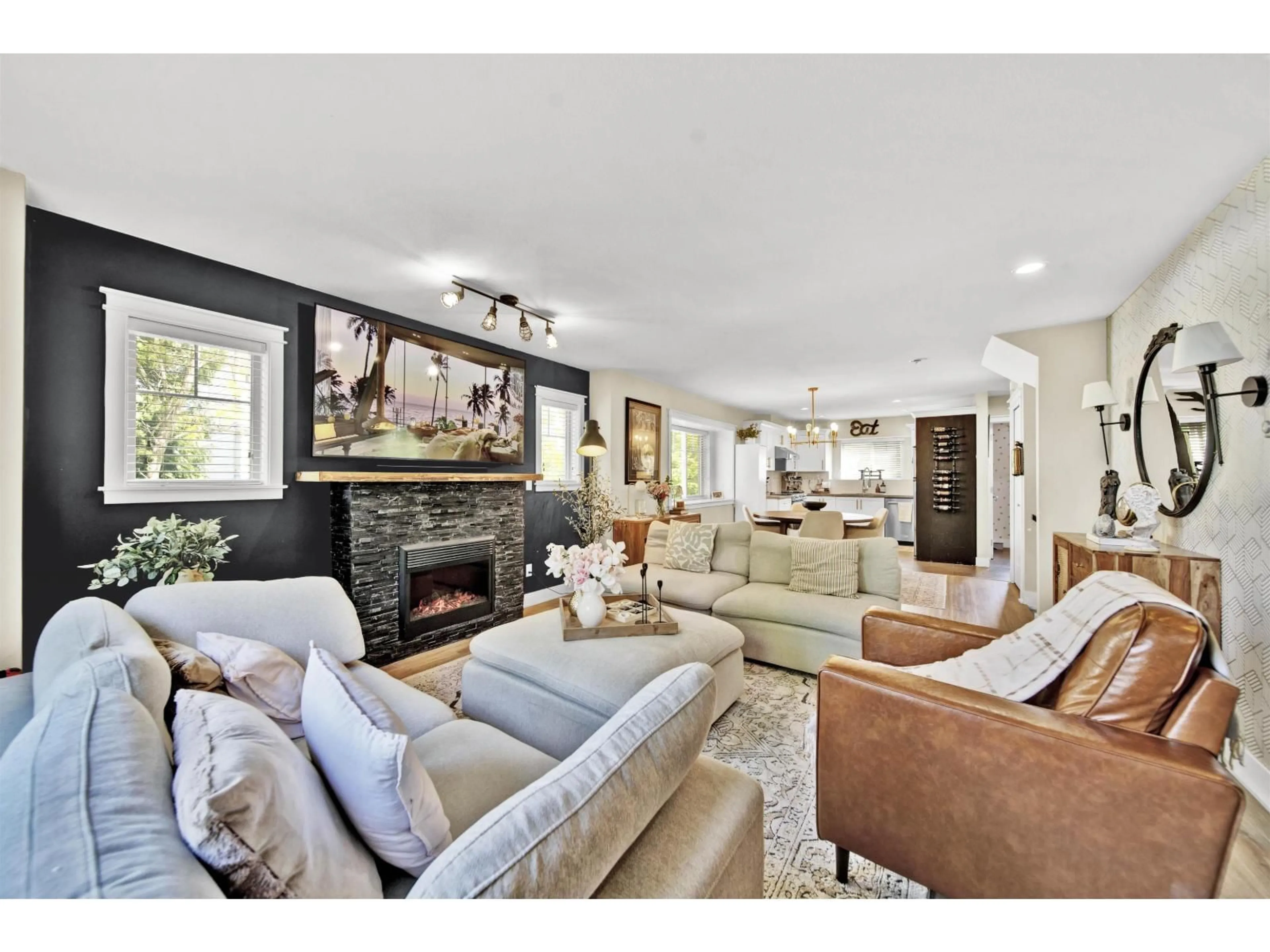 Living room with furniture, unknown for 101 - 13368 72, Surrey British Columbia V3W2N6