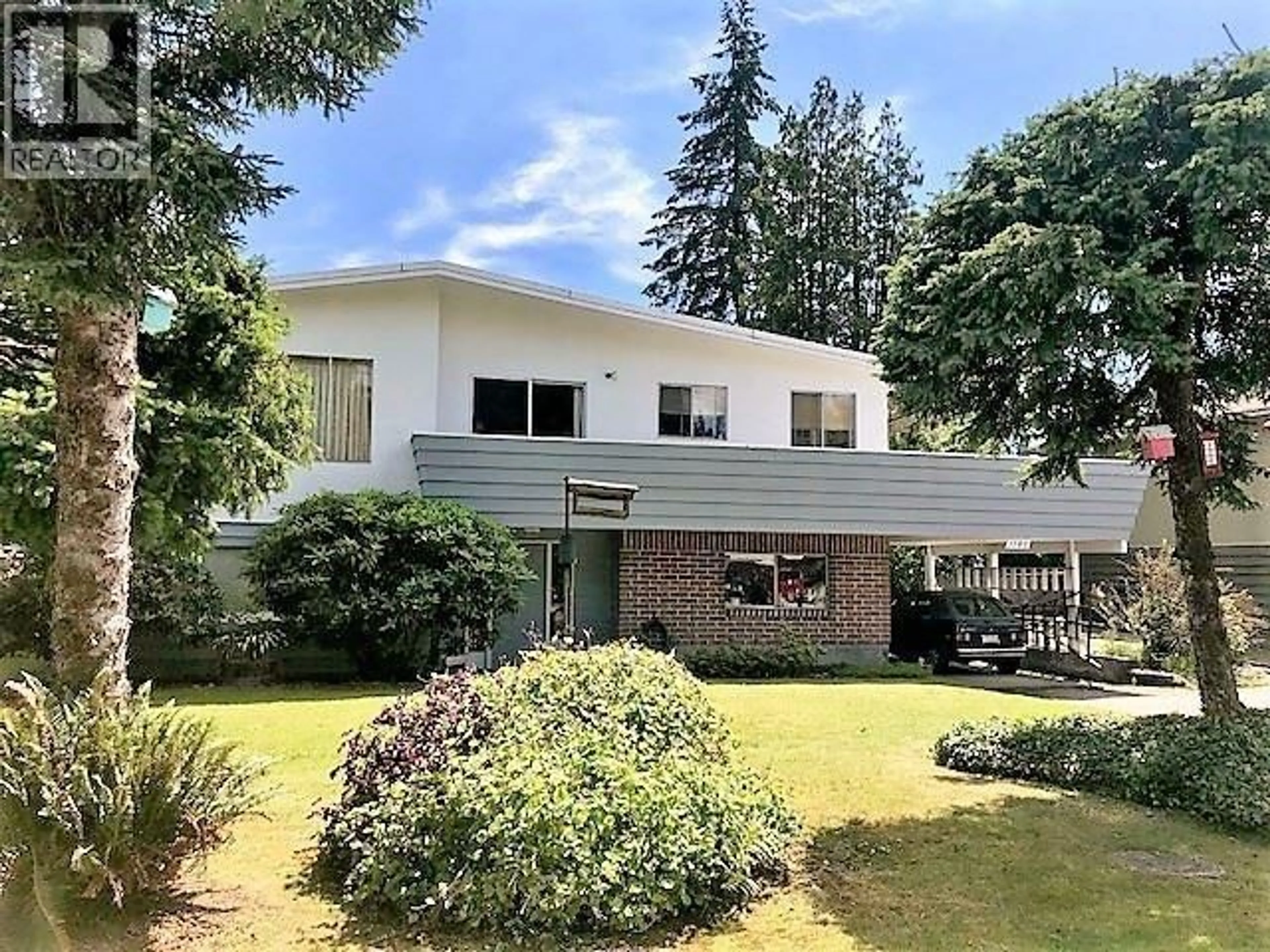 Home with vinyl exterior material, unknown for 1780 GROVER AVENUE, Coquitlam British Columbia V3J3G6