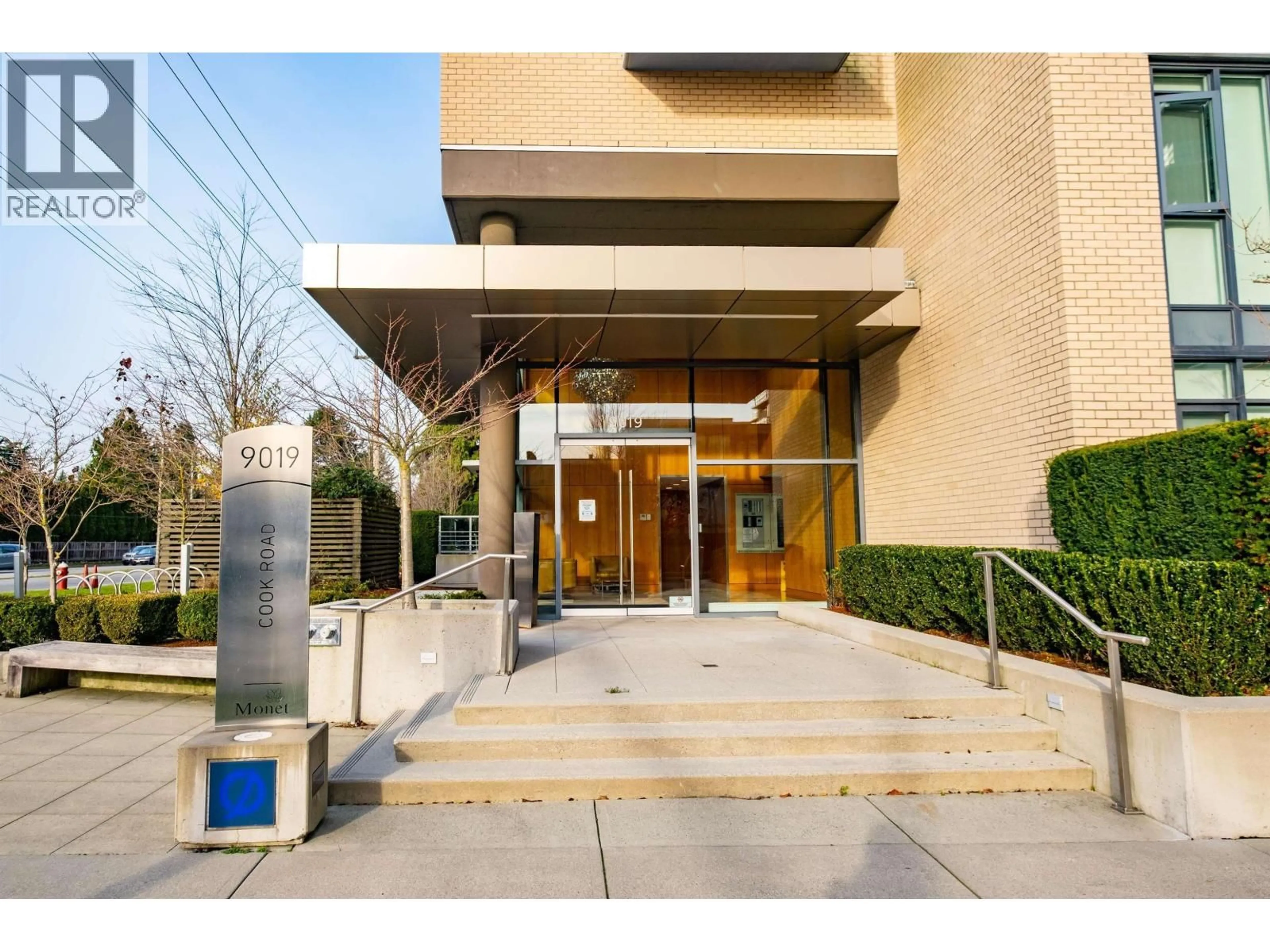 Indoor foyer for 503 - 9019 COOK ROAD, Richmond British Columbia V6Y0G6