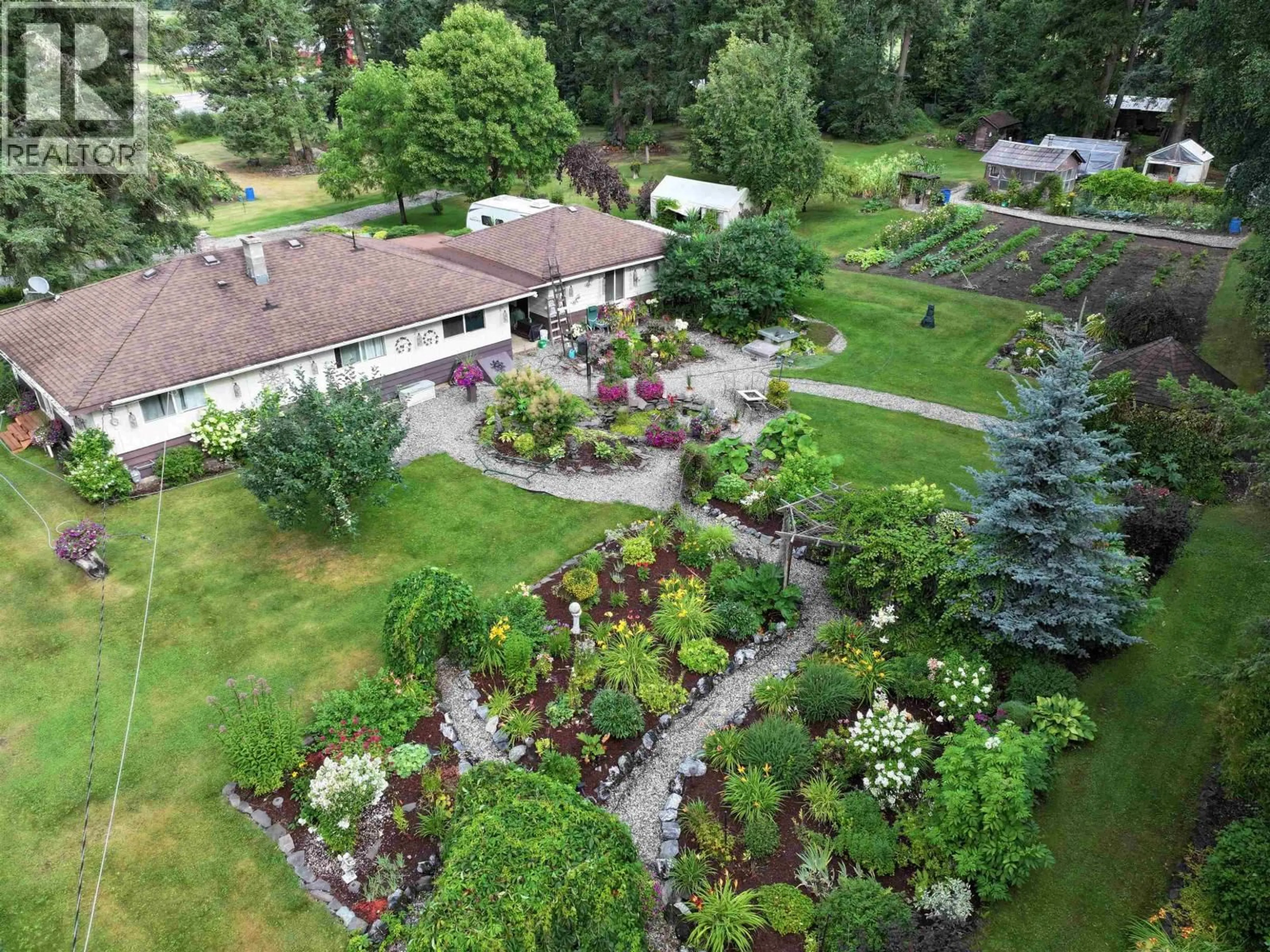 A pic from outside/outdoor area/front of a property/back of a property/a pic from drone, unknown for 2501 DURRELL ROAD, Quesnel British Columbia V2J6N1