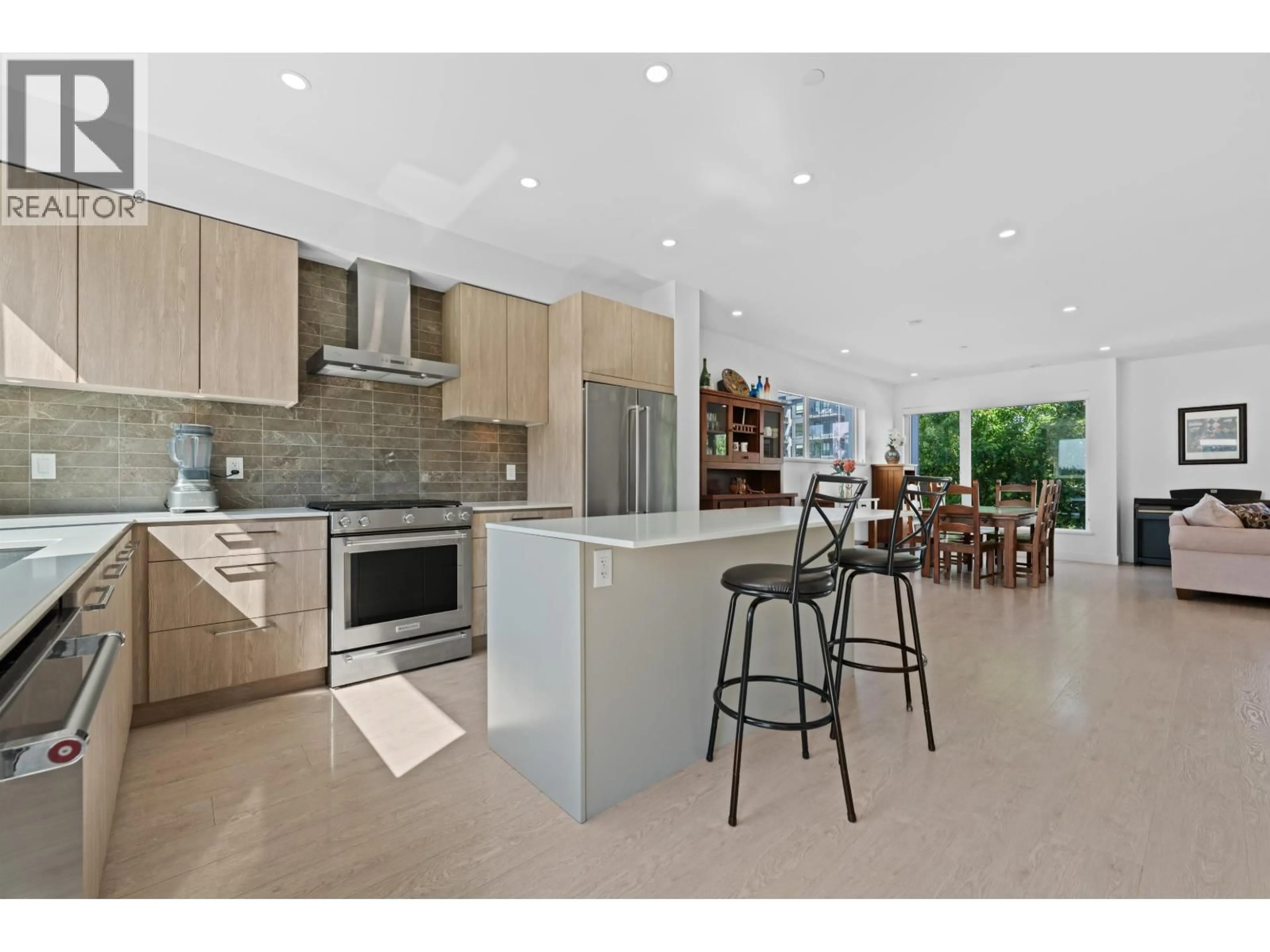 Open concept kitchen, ceramic/tile floor for 54 - 3597 MALSUM DRIVE, North Vancouver British Columbia V7G0B2