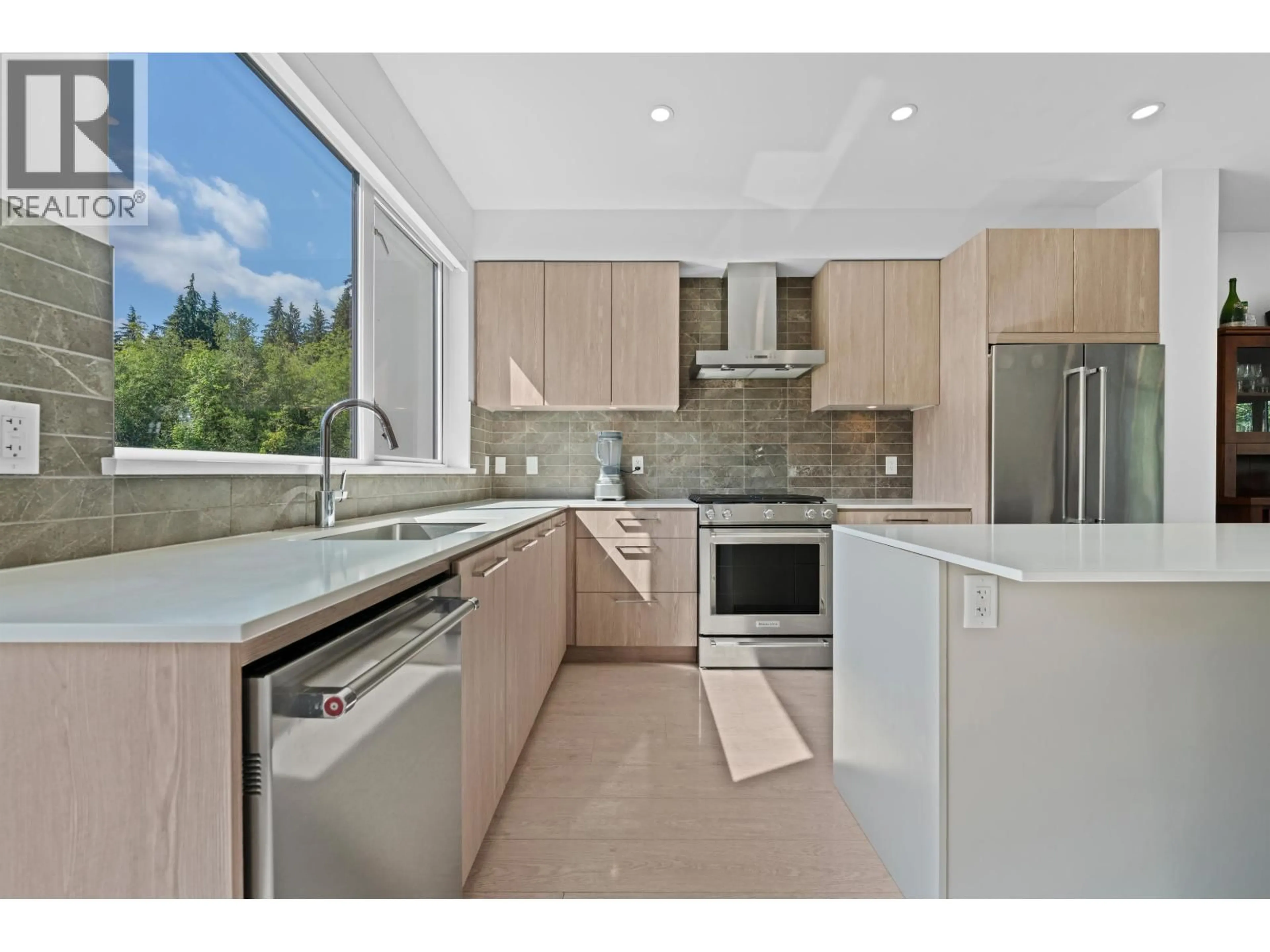 Unknown for 54 - 3597 MALSUM DRIVE, North Vancouver British Columbia V7G0B2