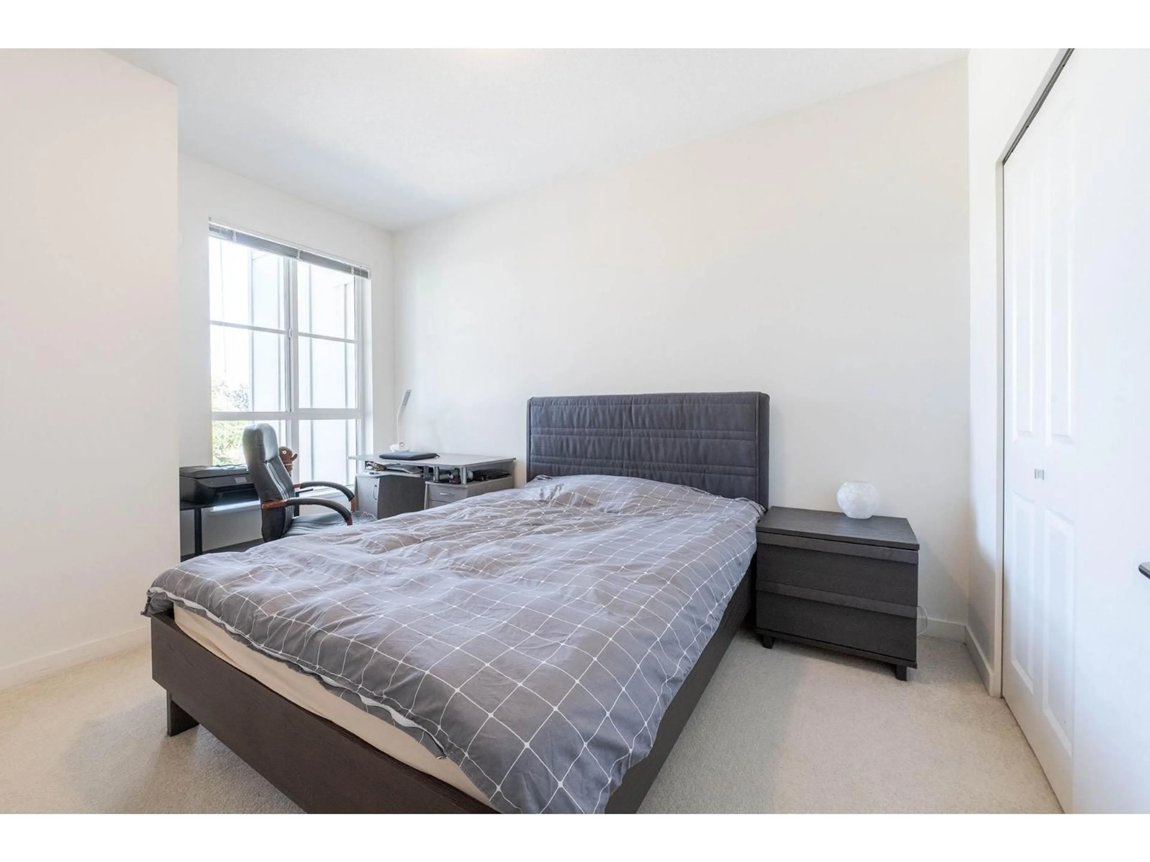 A pic of a room for 422 - 15137 33, Surrey British Columbia V3Z0Y1
